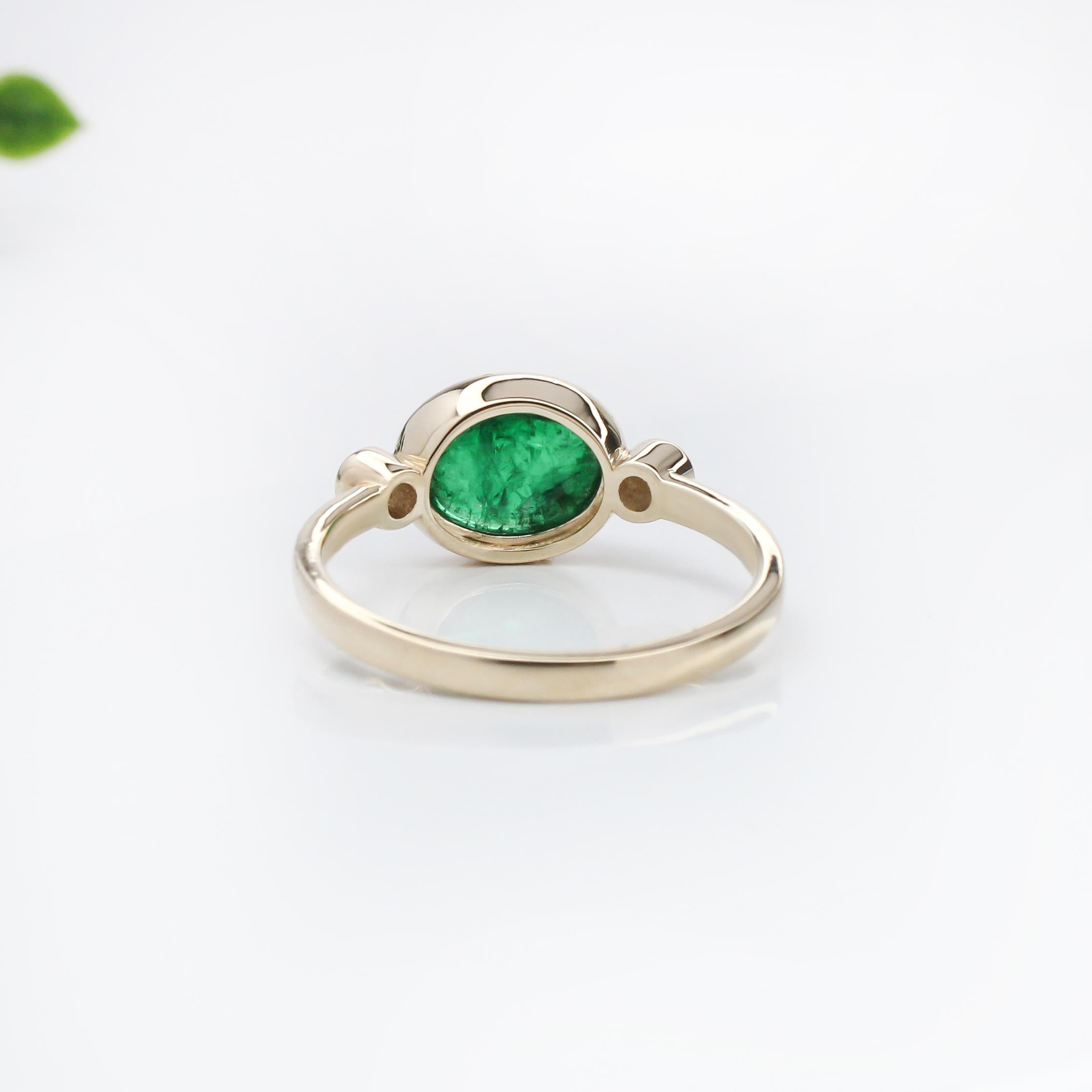 Modern 1.7ct East West Emerald Ring w Earth Mined Diamonds in Solid 14K Gold Oval 9x7mm For Sale