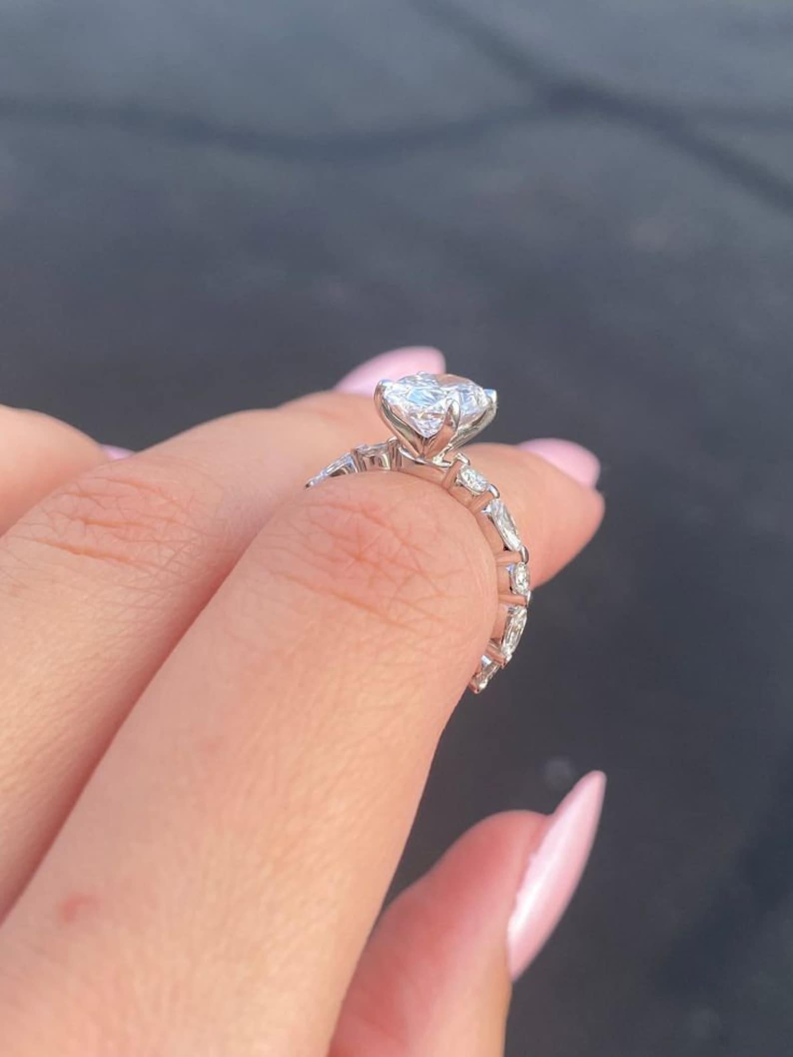 1.7Ct Oval Solitär Moissanit Verlobungsring 925 Sterling Silber Ring für Sie 1