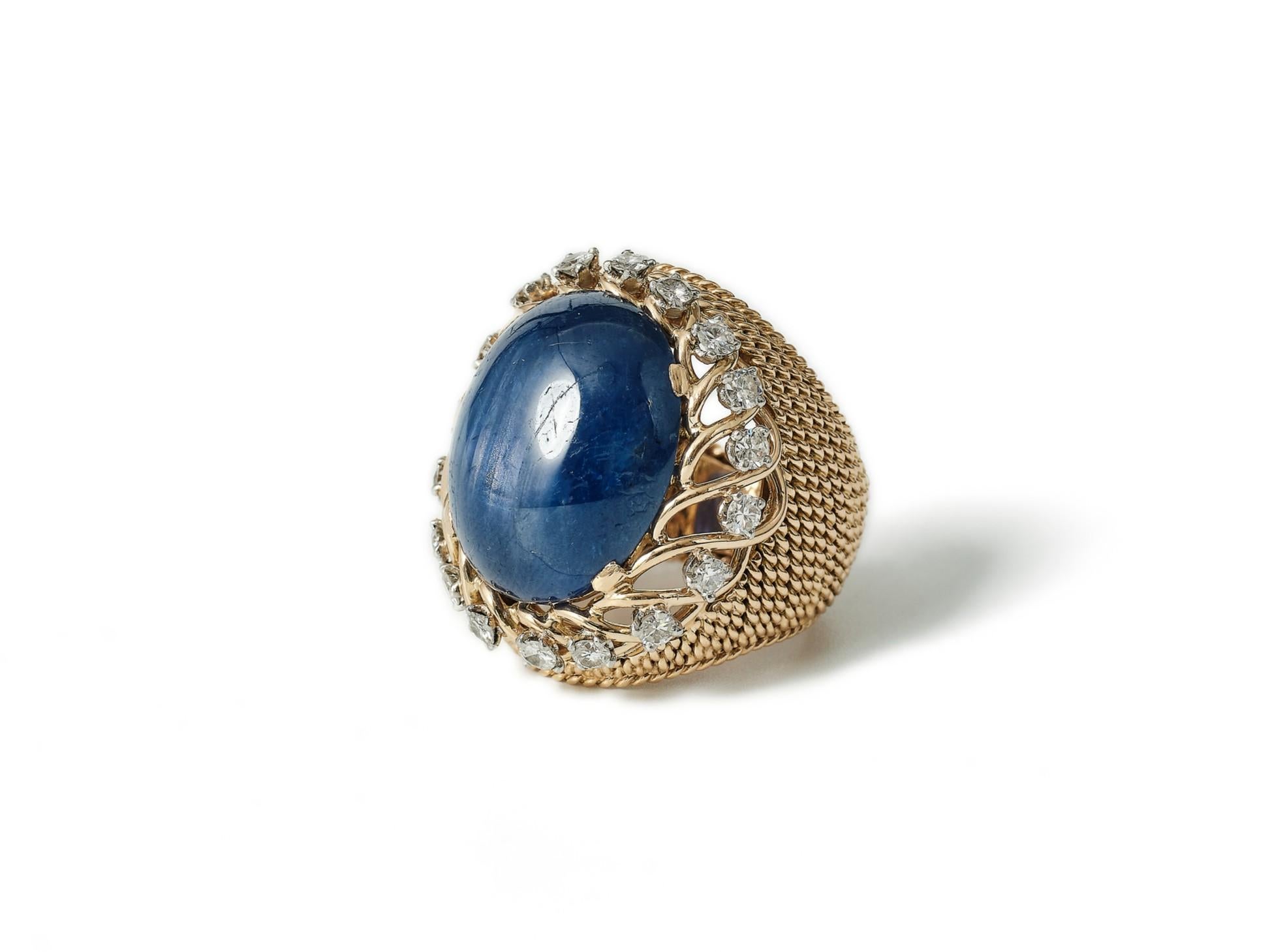 Cabochon 17ct sapphire ring by Sterlé, ca 1960 For Sale