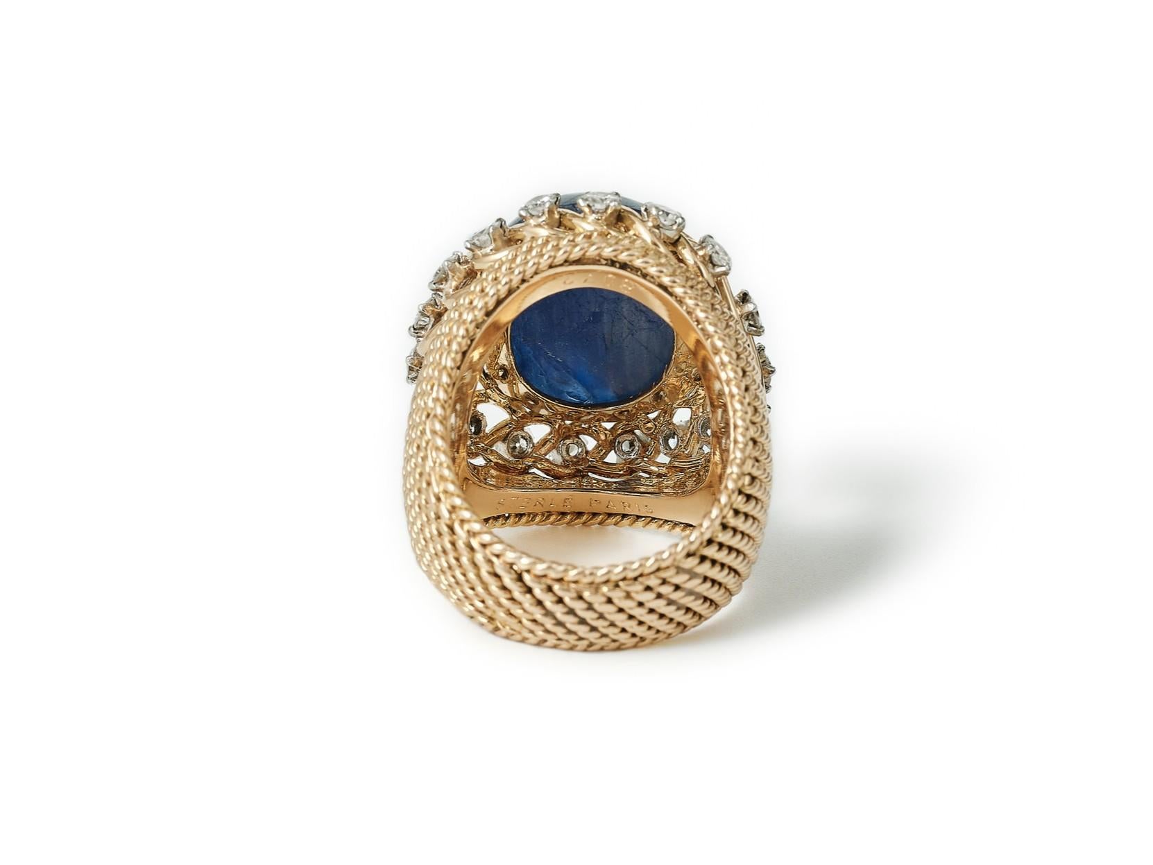 17ct sapphire ring by Sterlé, ca 1960 In Good Condition For Sale In Malmö, Skåne län