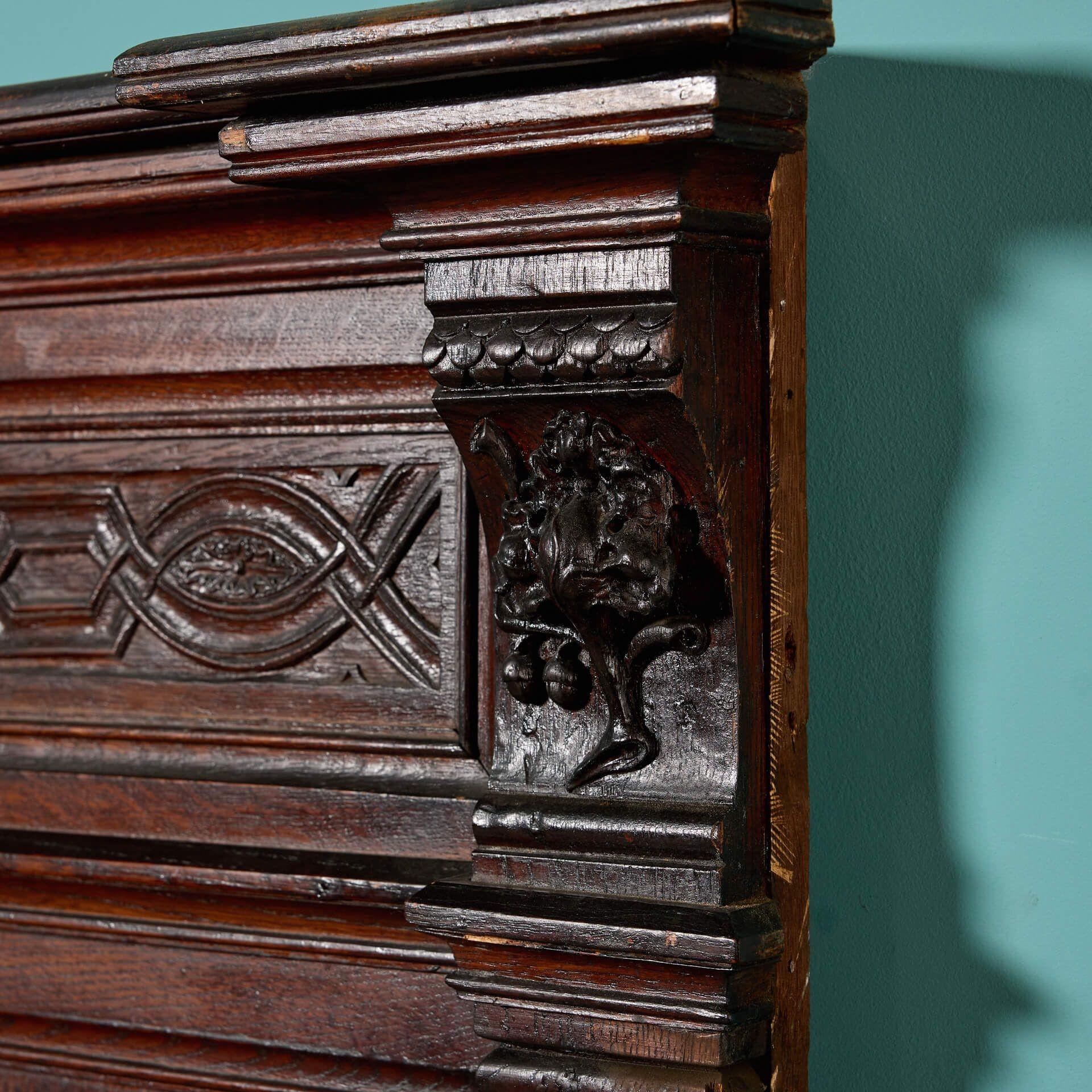 English 17m Run of Late 19th Century Carved Oak Panelling For Sale