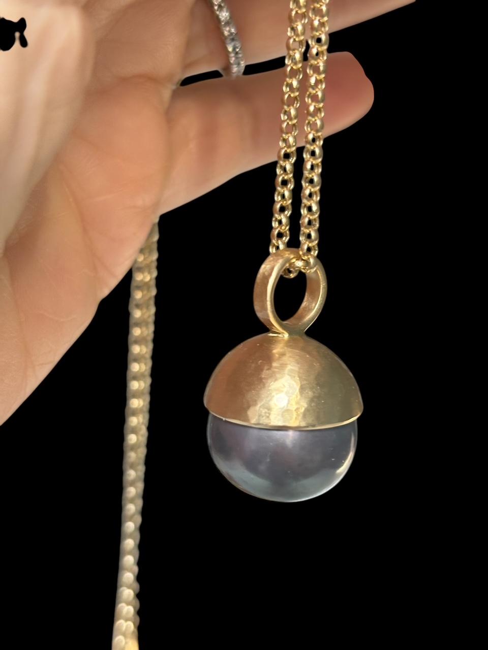Ciondolo di perla tahitiana da 17 mm con CAP e cappa in oro 14 carati in vendita 2