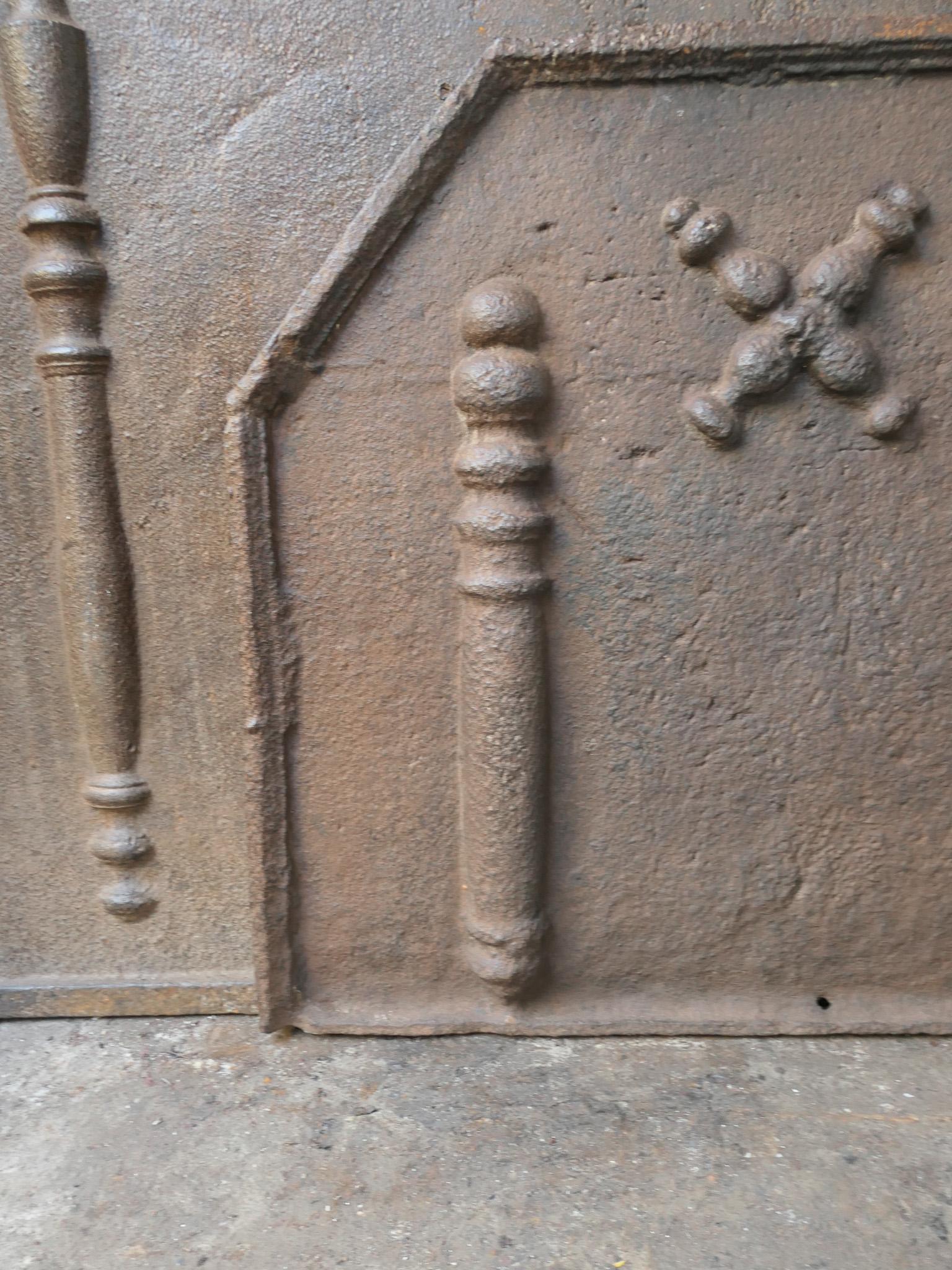 17th-18th C. Louis XIV 'Pillars with Saint Andrew's Cross' Fireback / Backsplash For Sale 3