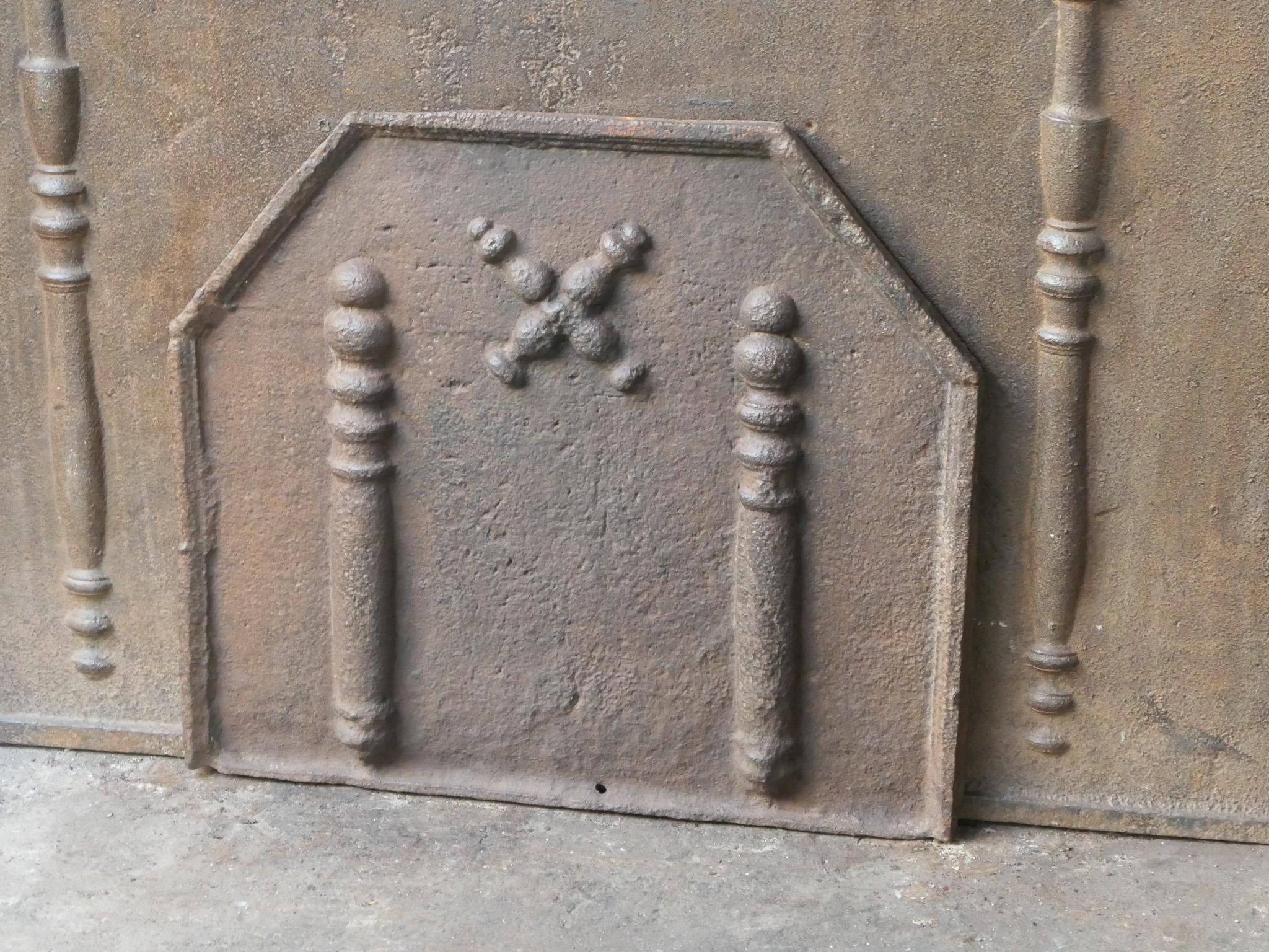 18th Century 17th-18th C. Louis XIV 'Pillars with Saint Andrew's Cross' Fireback / Backsplash For Sale