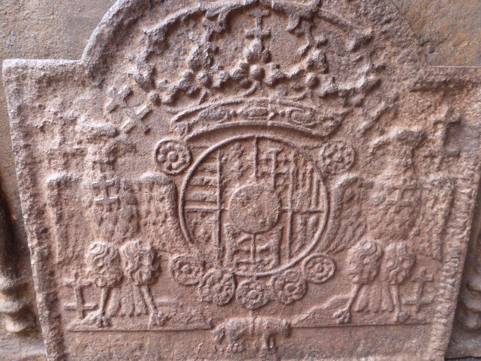 French 17th-18th Century 'Arms of Loraine' Fireback / Backsplash For Sale