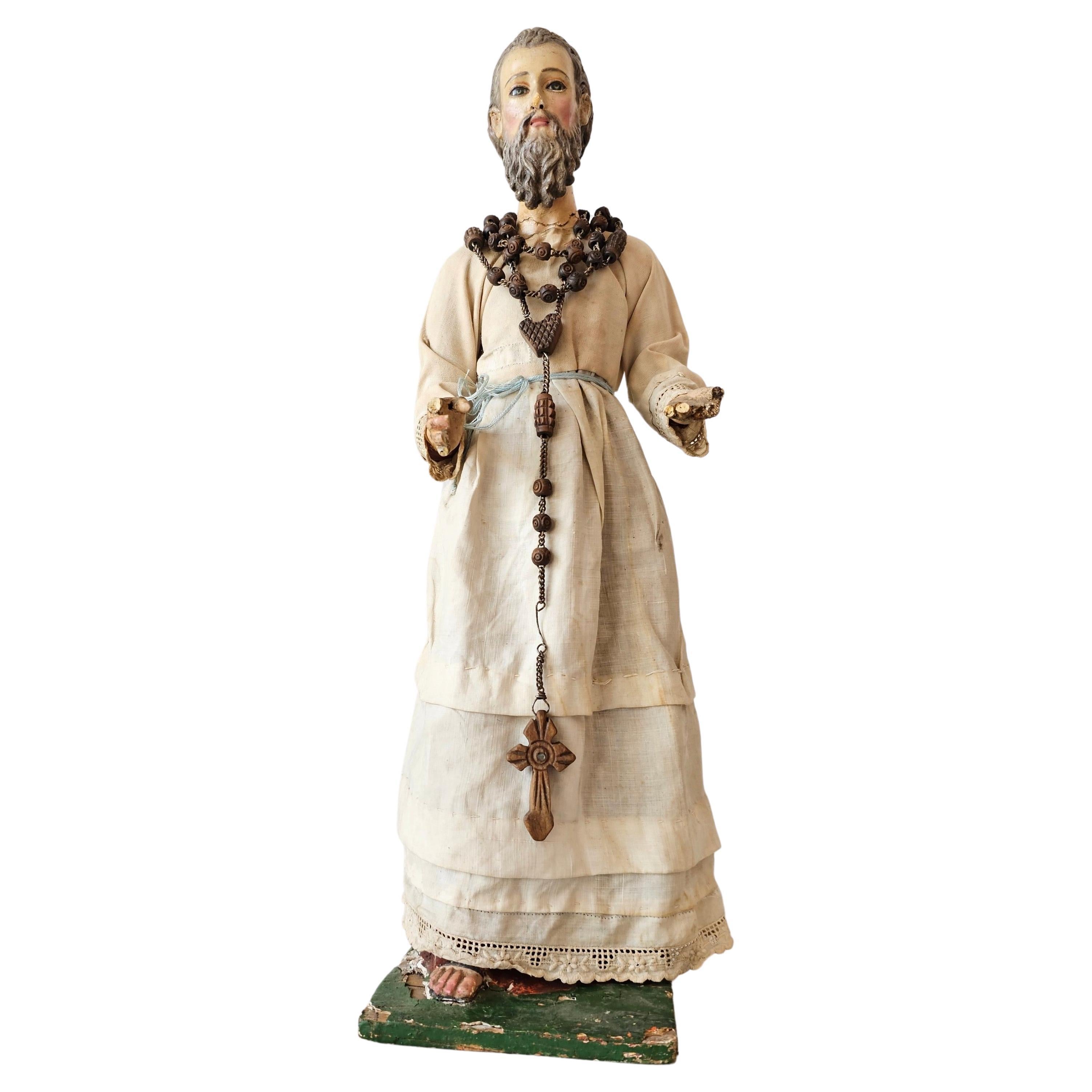 Geschnitzte polychrome Santo-Altarstatue aus dem 17./18. Jahrhundert aus der Barockzeit im Angebot