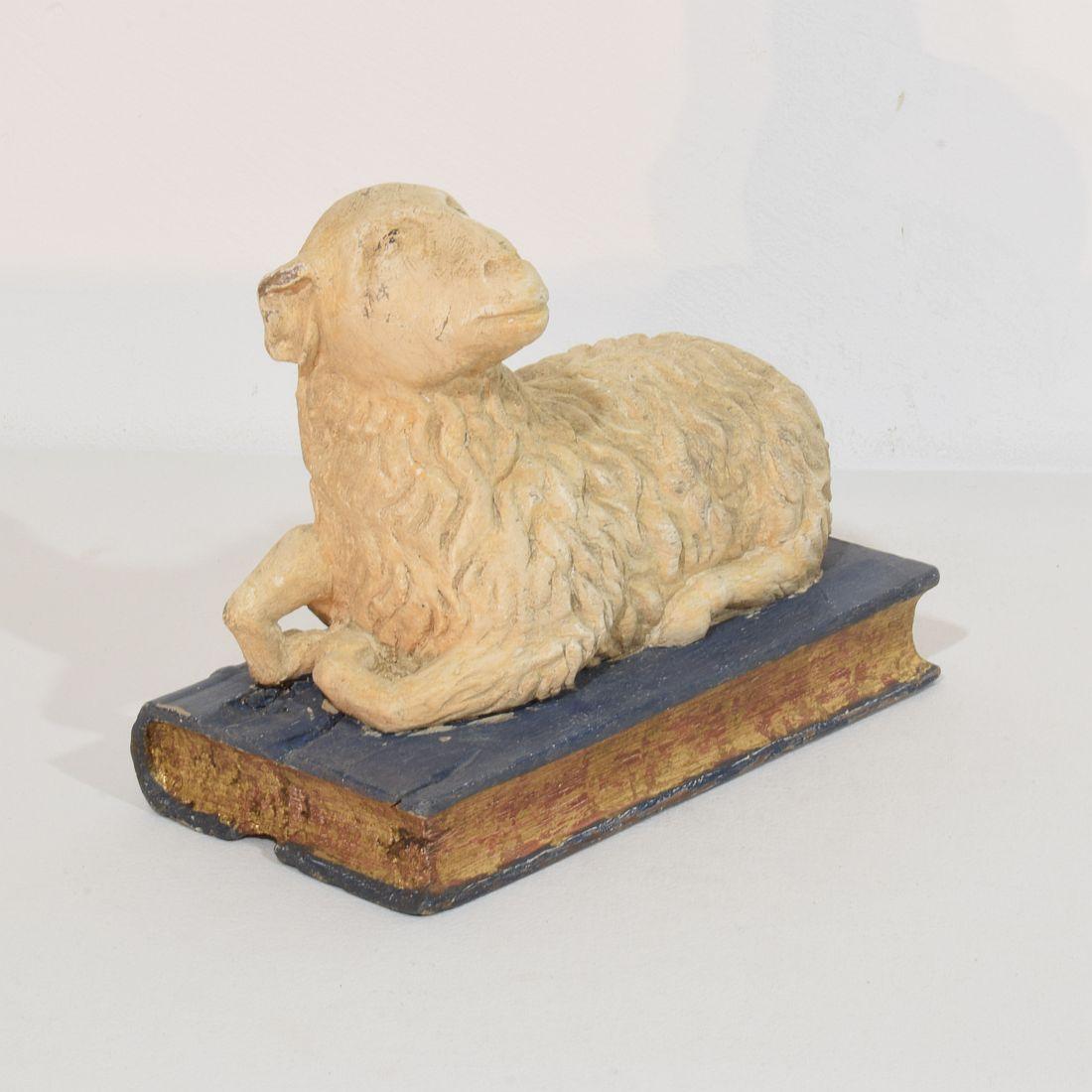 Lamb of God, agneau religieux français baroque du 17e-18e siècle Bon état - En vente à Buisson, FR