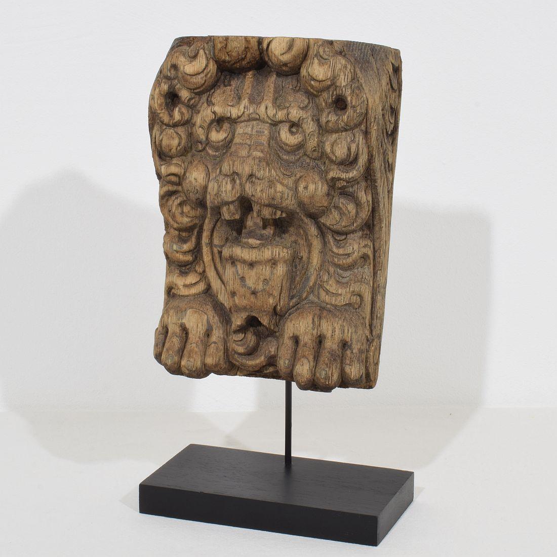 Wonderful and unique hand carved oak lion fragment. Beautiful weathered.
The Netherlands circa 1650-1750
Weathered. measurements include the wooden pedestal.