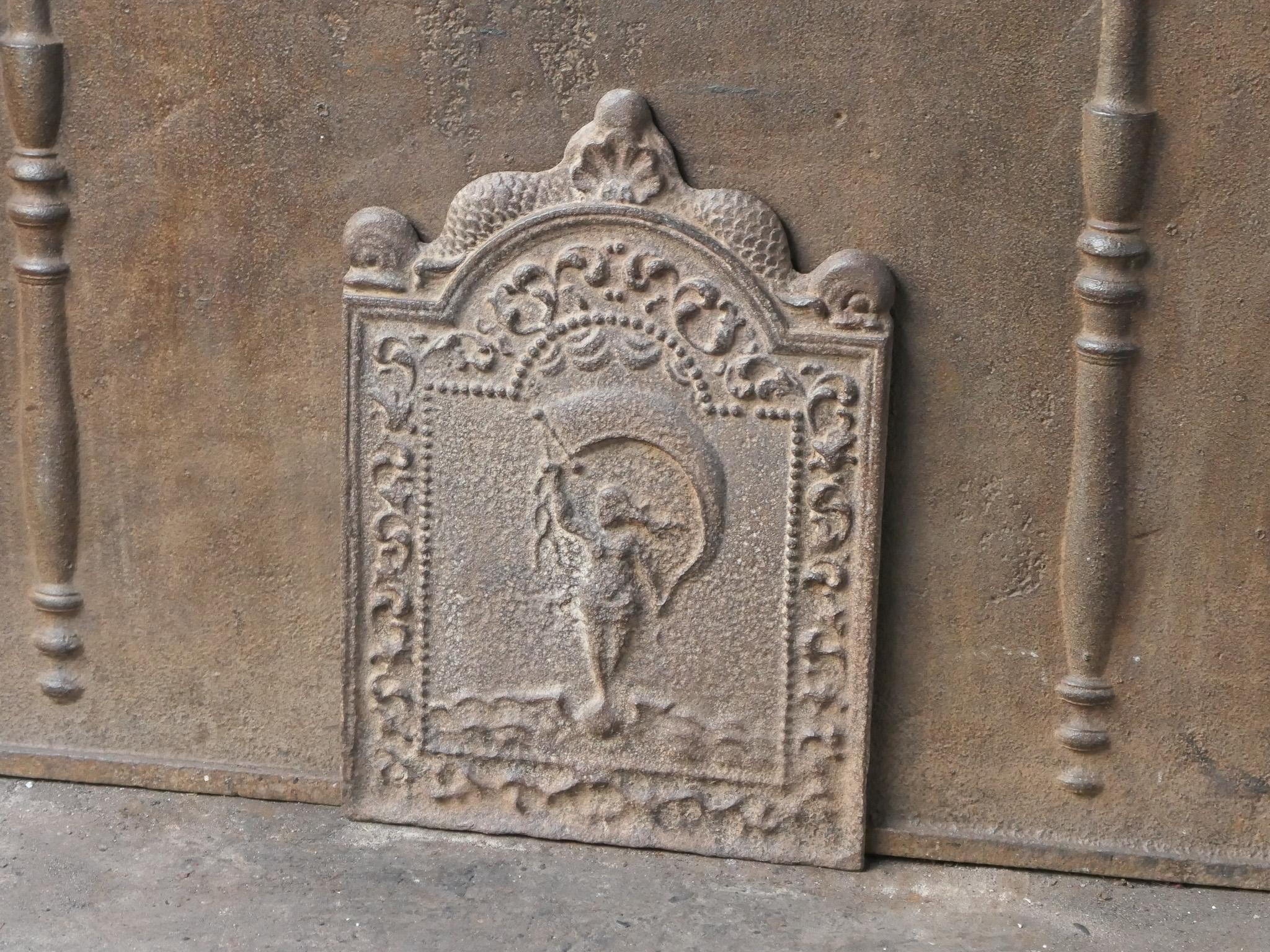 17th-18th Century Dutch Fortuna Fireback In Good Condition For Sale In Soest, NL