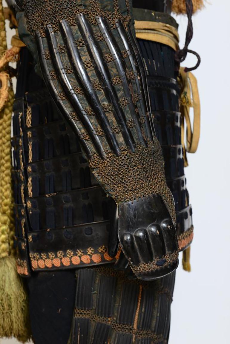 17th-18th Century, Edo, A Set of Japanese Samurai Armor For Sale 3
