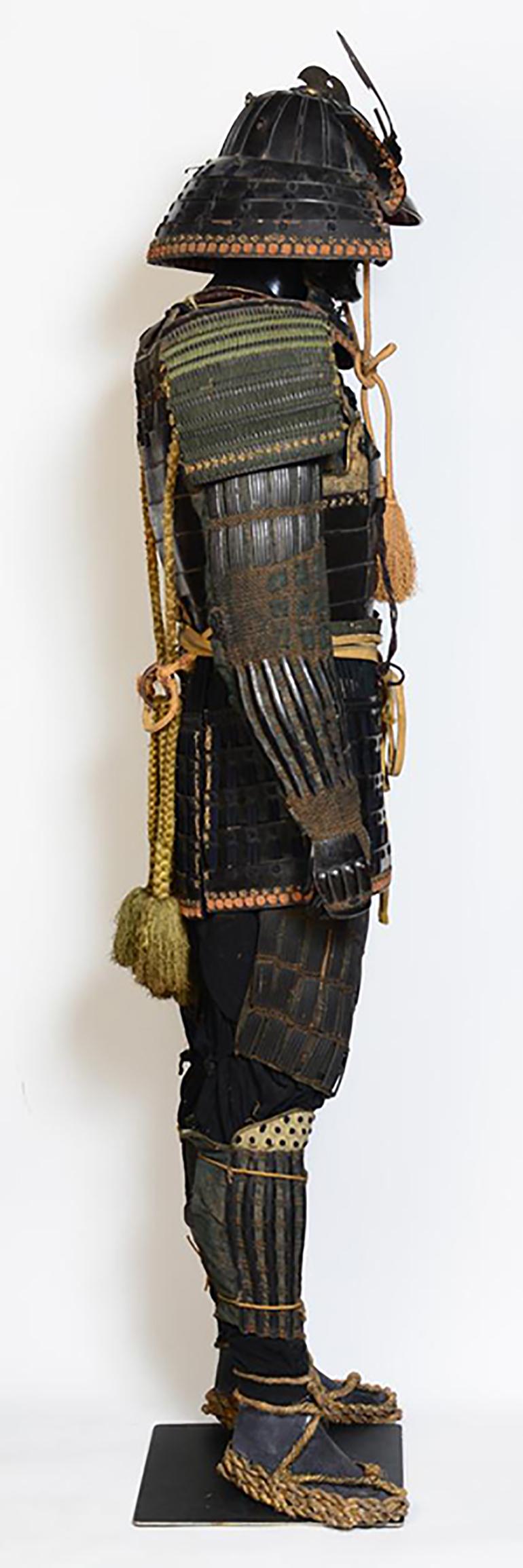 17th-18th Century, Edo, A Set of Japanese Samurai Armor For Sale 1