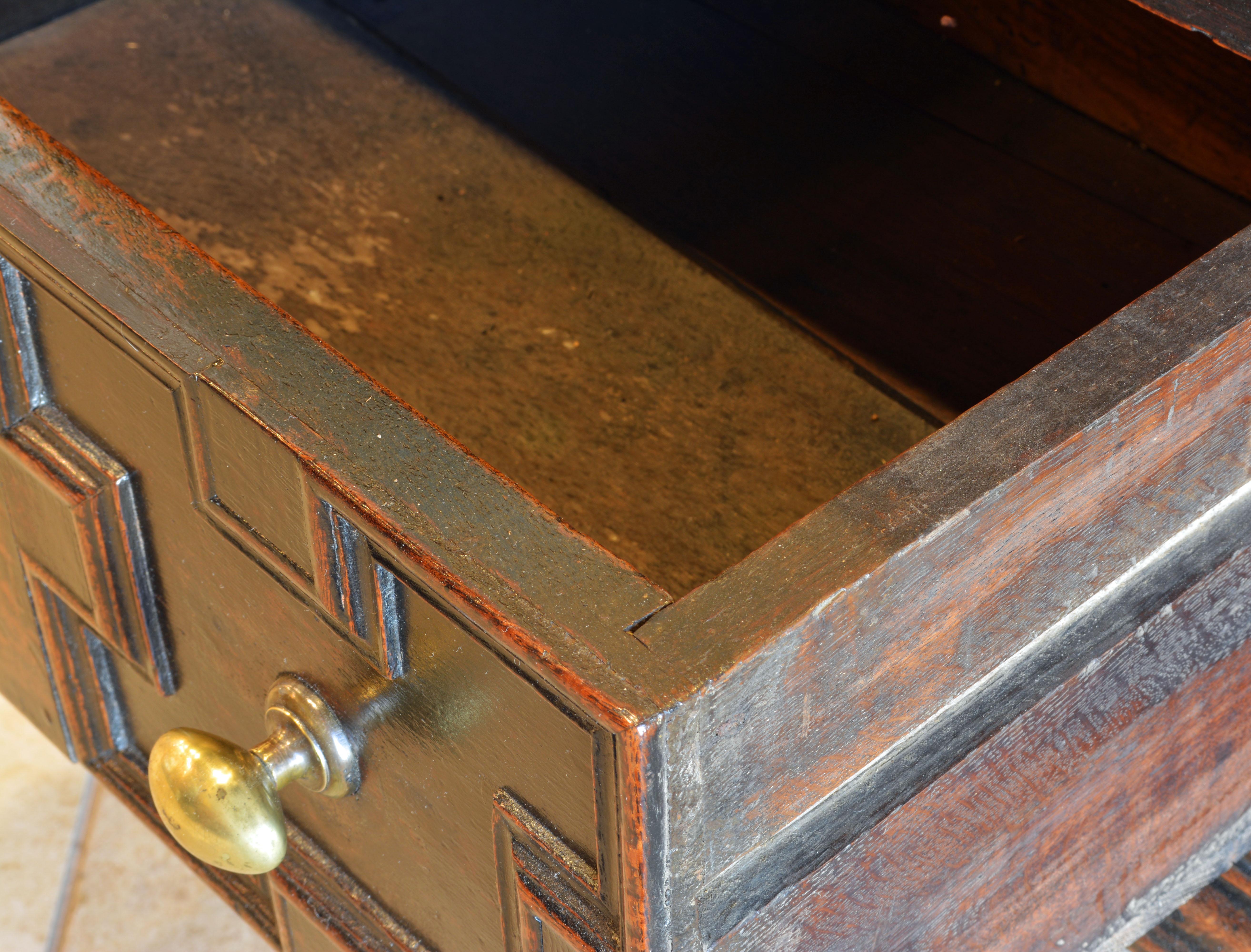 17th-18th Century English Jacobean Style Three-Drawer Oak Wood Dresser or Buffet 5