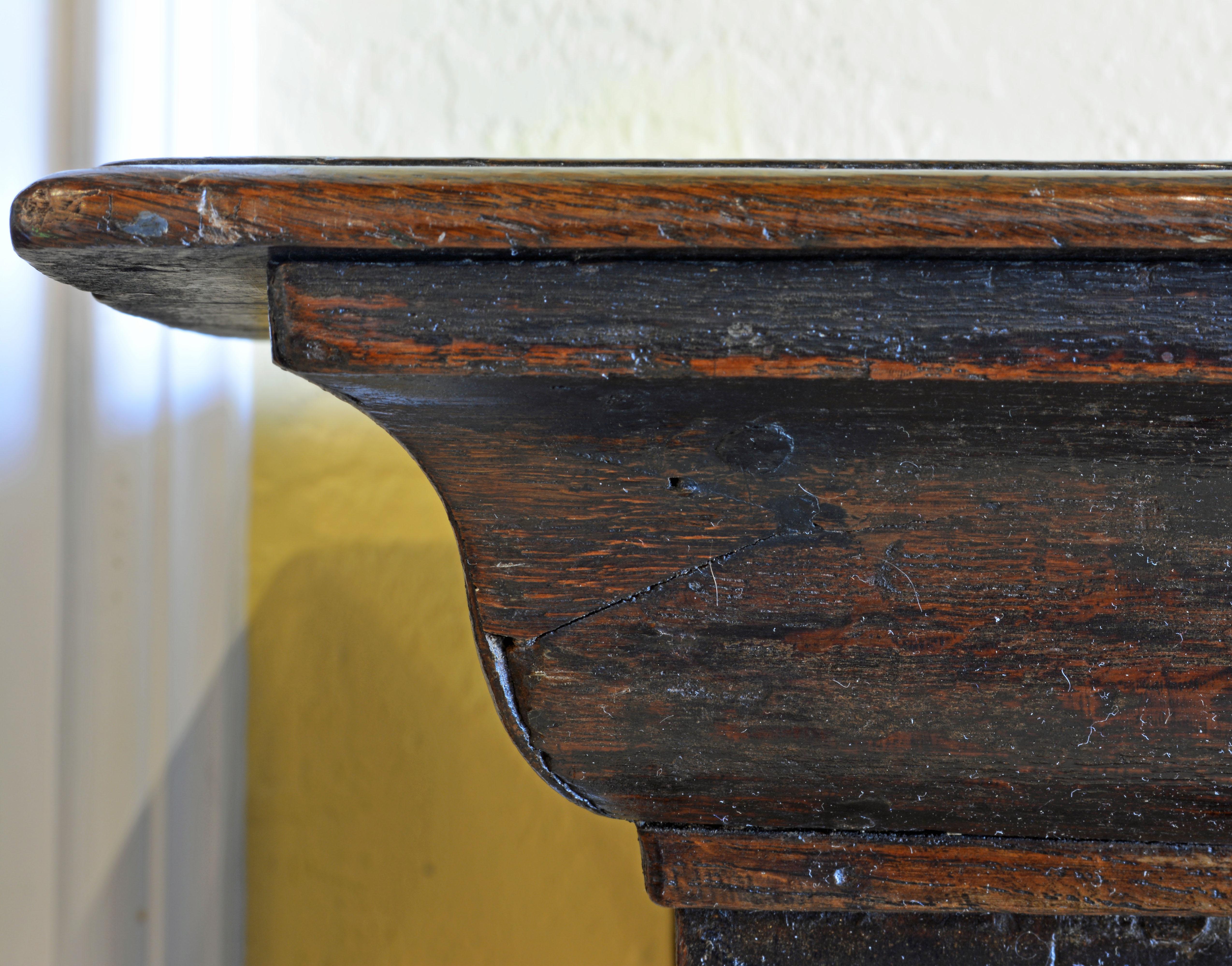 17th-18th Century English Jacobean Style Three-Drawer Oak Wood Dresser or Buffet 8