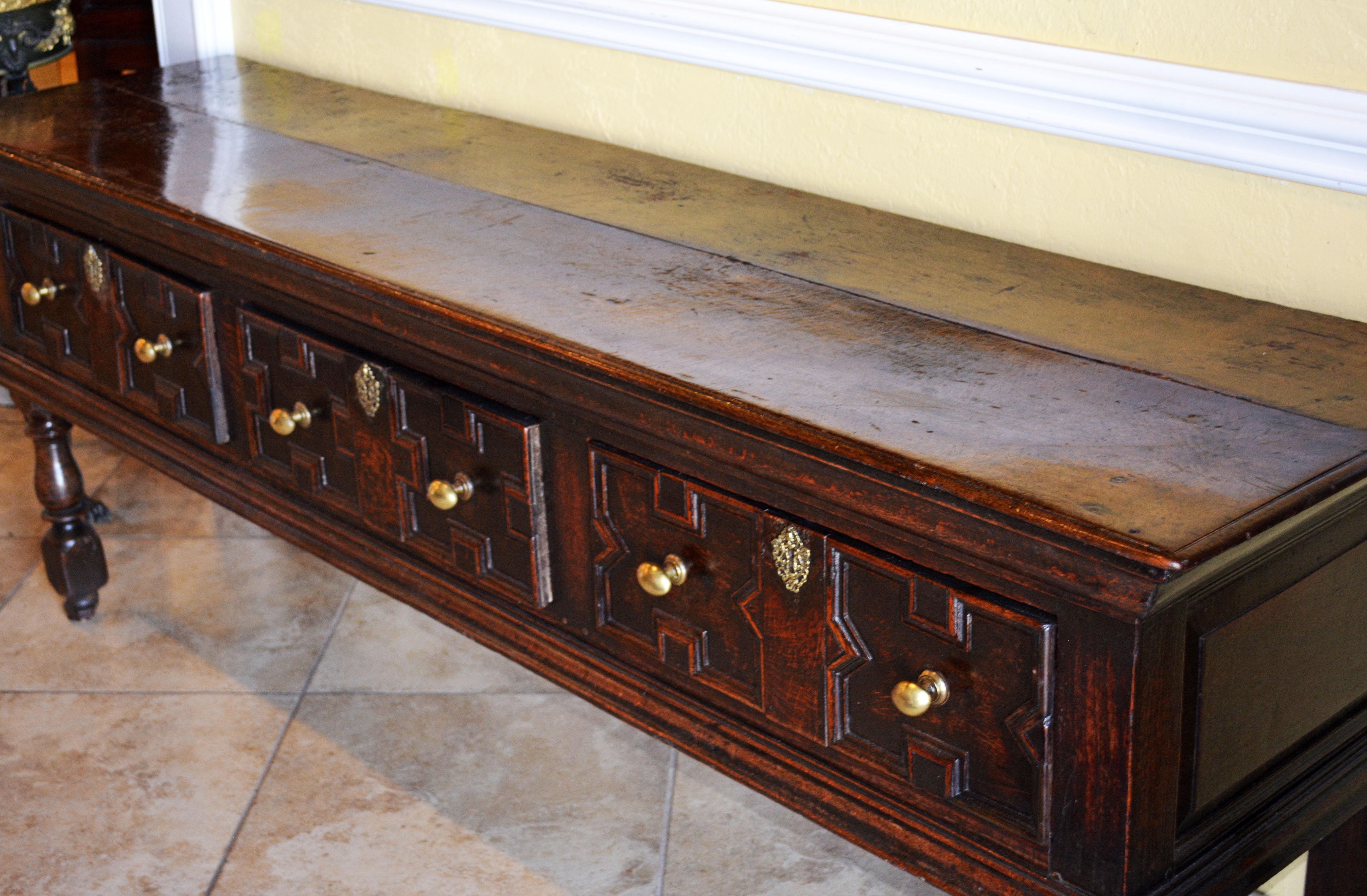 17th-18th Century English Jacobean Style Three-Drawer Oak Wood Dresser or Buffet 1