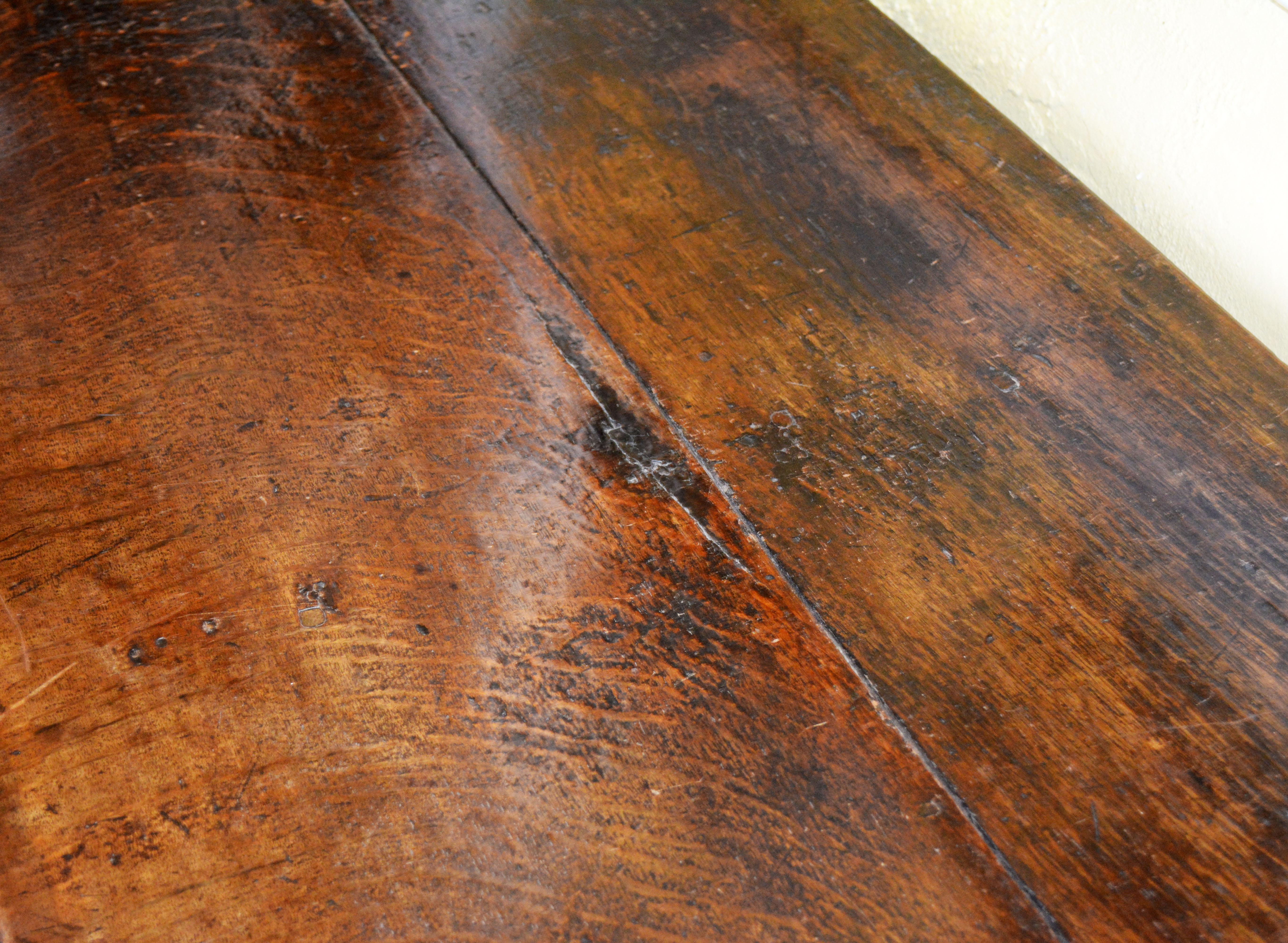 17th-18th Century English Jacobean Style Three-Drawer Oak Wood Dresser or Buffet 2