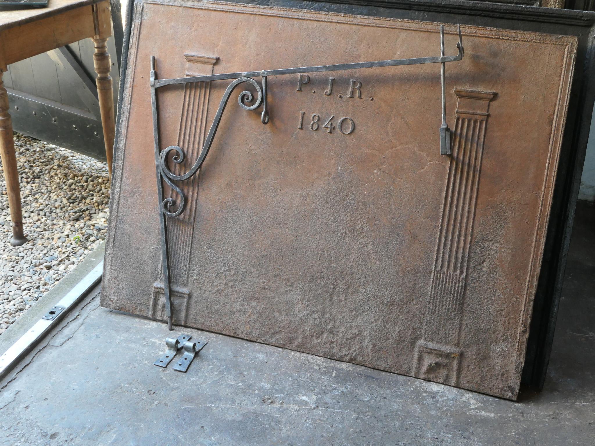 17th-18th Century French Fireplace Crane In Good Condition For Sale In Amerongen, NL