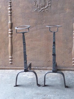 Französische gotische Andirons oder Feuerböcke aus dem 17. bis 18.