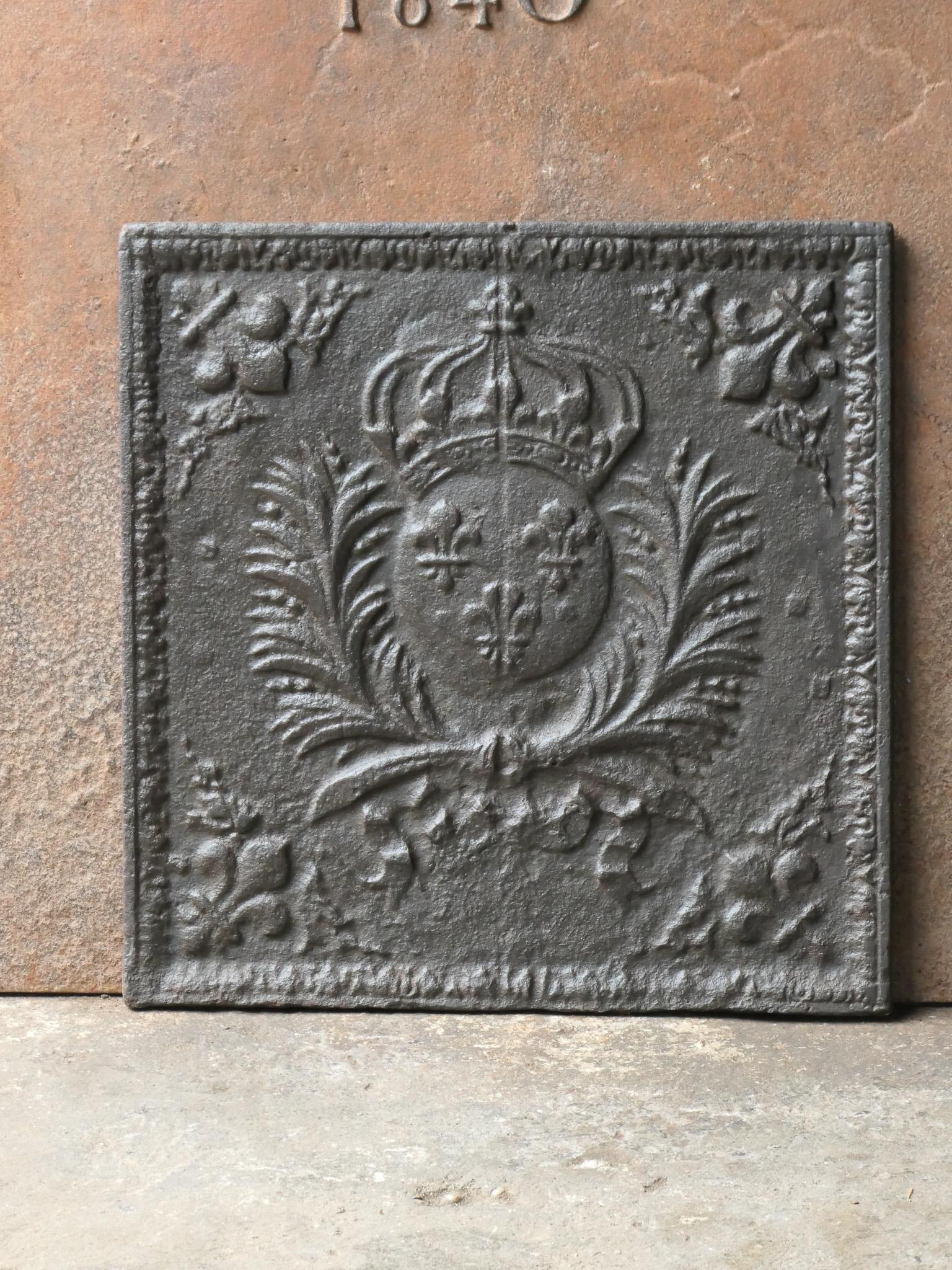 17th-18th Century French Louis XIV 'Arms of France' Fireback / Backsplash In Good Condition For Sale In Amerongen, NL