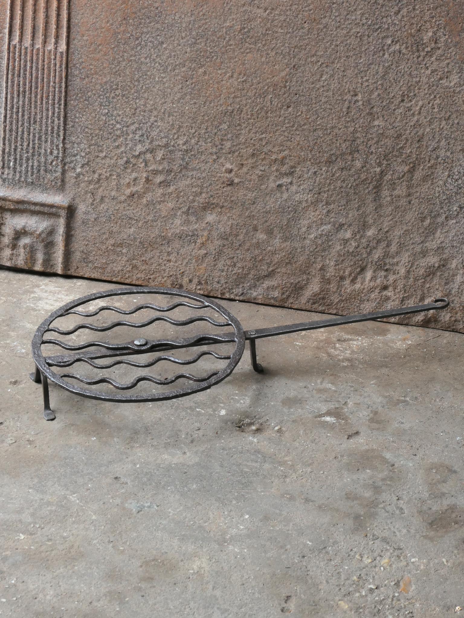 Forged 17th-18th Century French Louis XV Rotating Gridiron For Sale