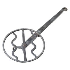 Parrilla giratoria francesa Luis XV de los siglos XVII-XVIII