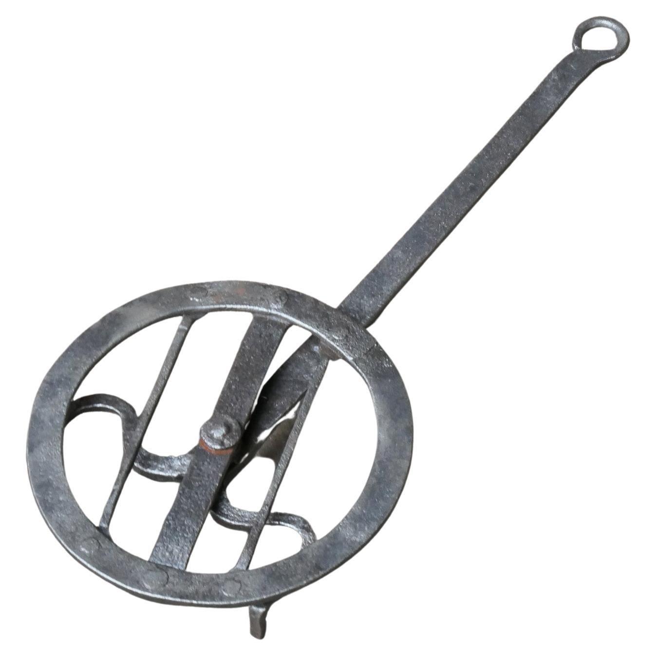 Parrilla giratoria francesa Luis XV de los siglos XVII-XVIII