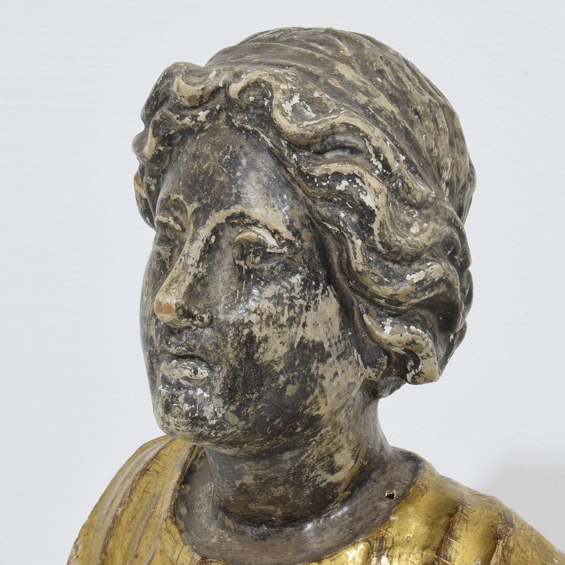 Buste Reliquaire italien en bois sculpté à la main du 17e au 18e siècle en vente 4