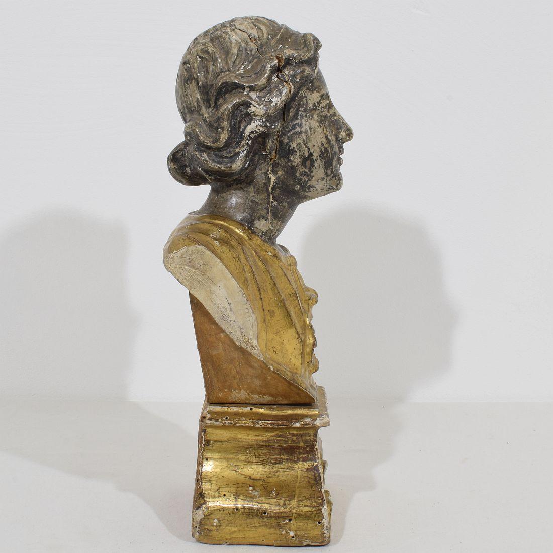 Hand-Carved 17th-18th Century Italian Hand Carved Wooden Reliquary Bust For Sale