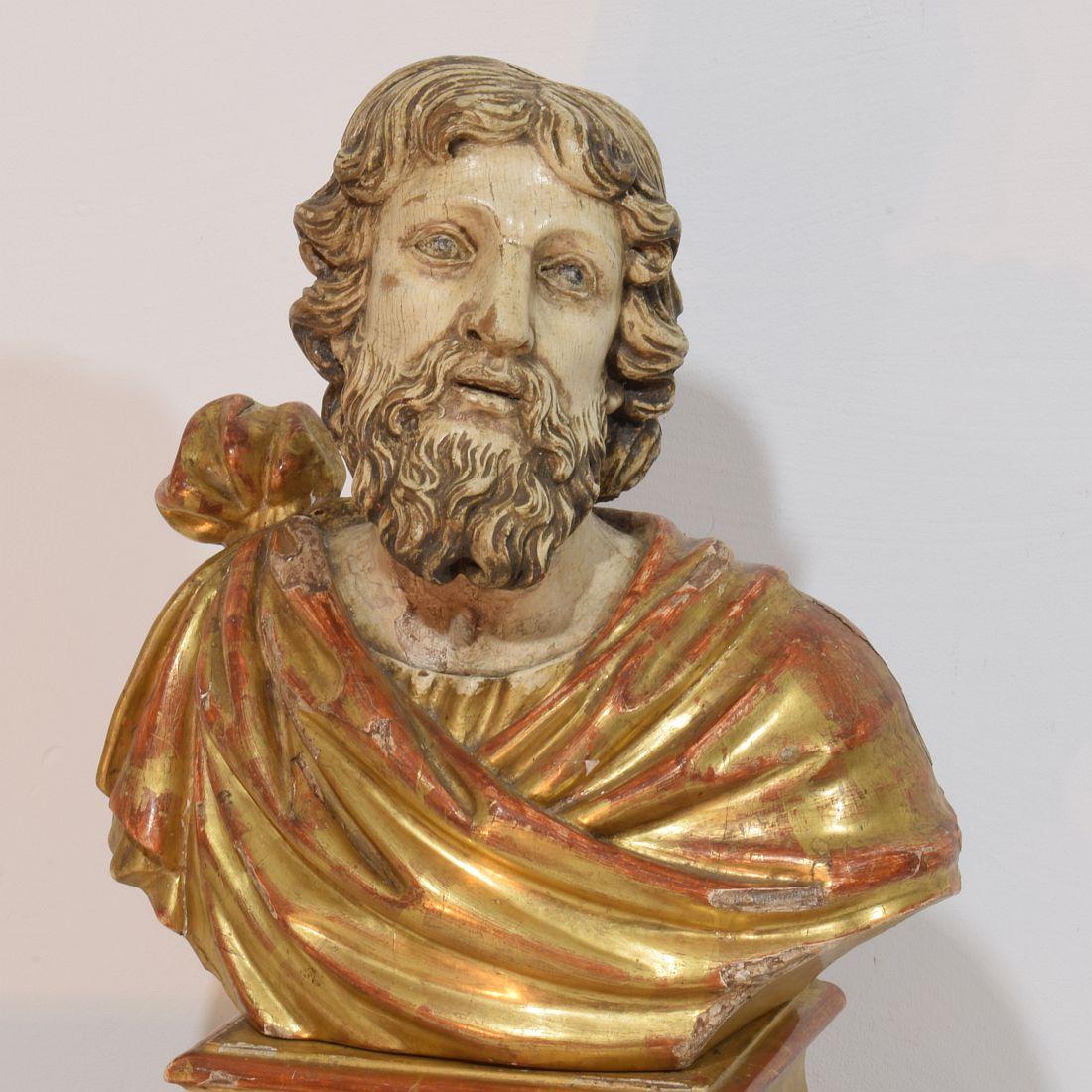 Bois Buste de saint en bois sculpté à la main, Italie 17e-18e siècle en vente