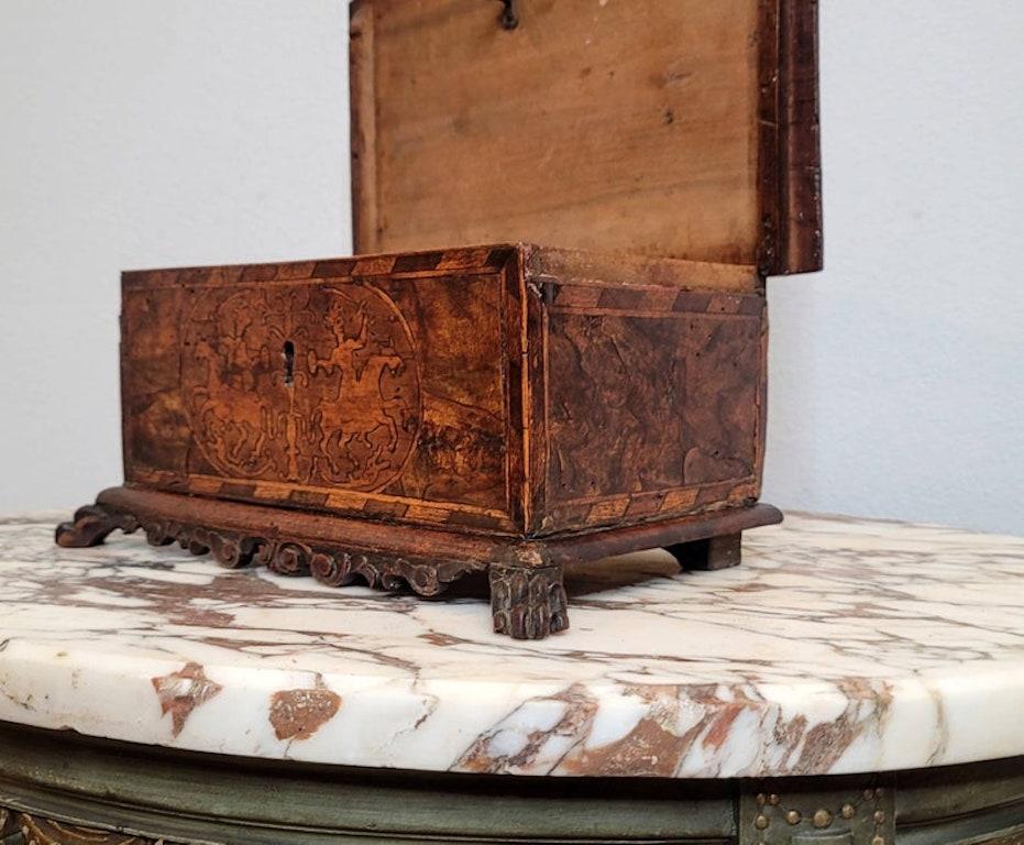 Boîte de table en marqueterie vénitienne italienne du 17ème-18ème siècle Bon état - En vente à Forney, TX