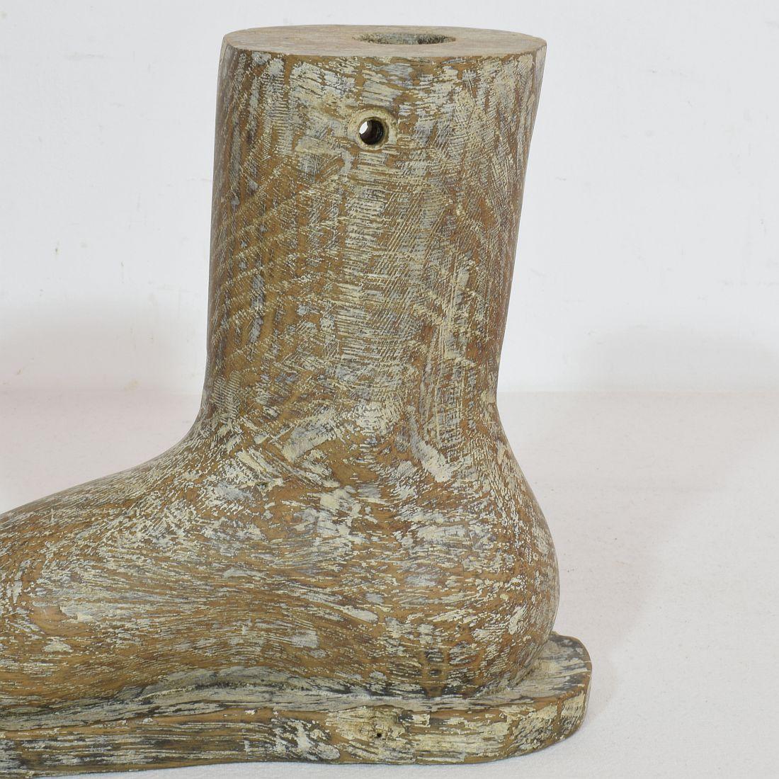 17th / 18th Century Italian Wooden Foot of a Santos For Sale 6