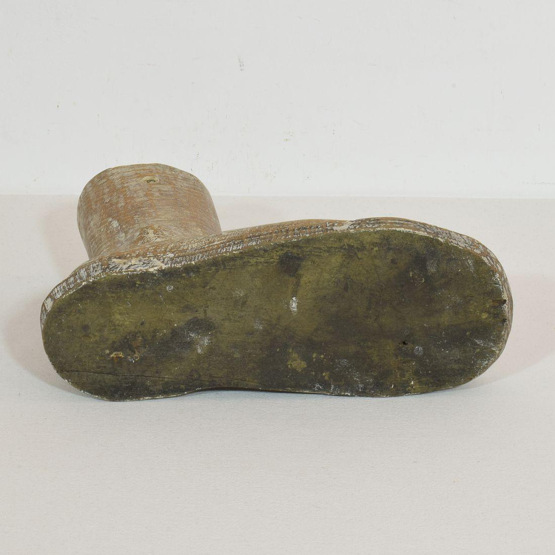 17th / 18th Century Italian Wooden Foot of a Santos For Sale 10