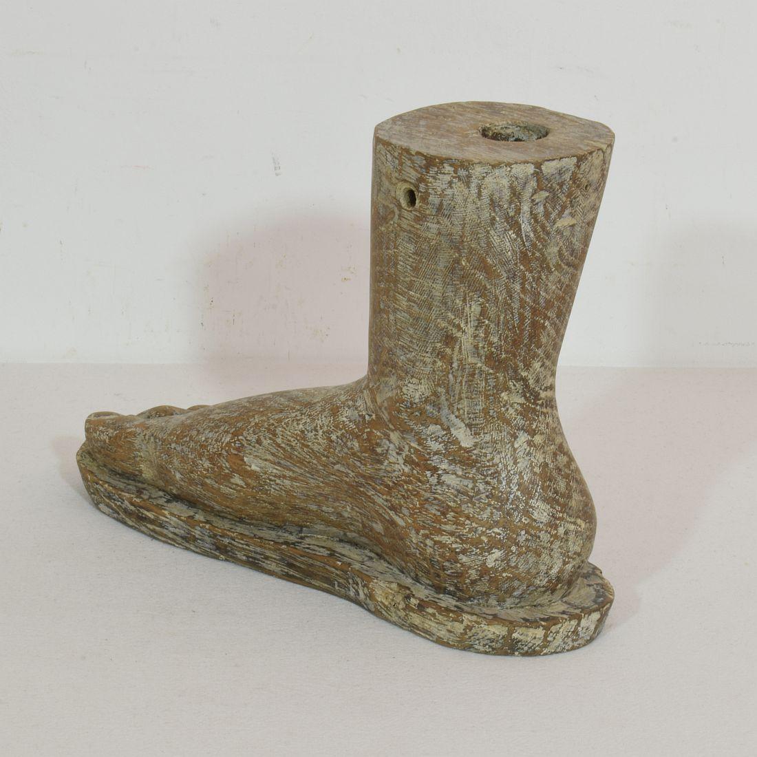 Oak 17th / 18th Century Italian Wooden Foot of a Santos For Sale