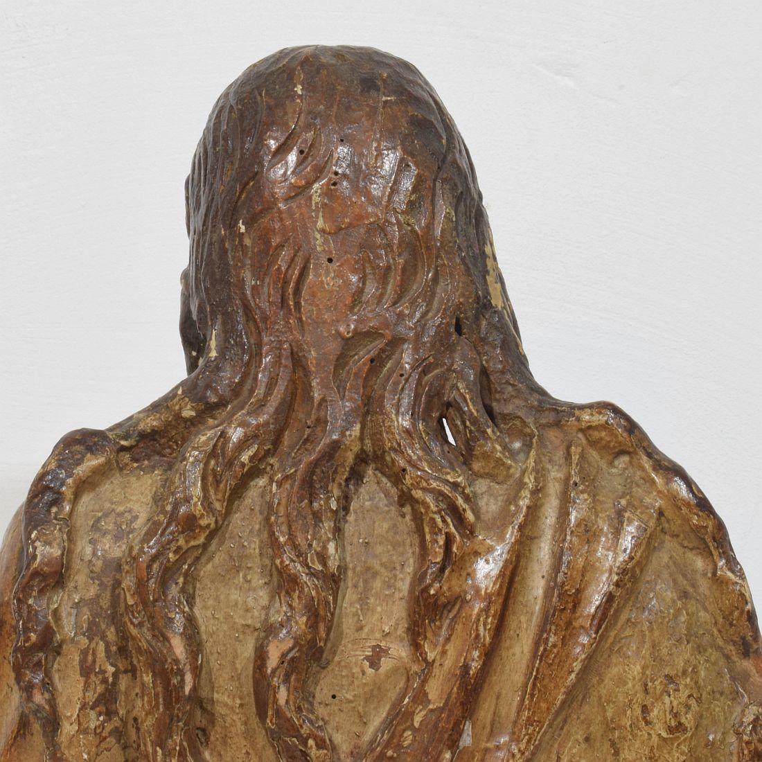 17th-18th Century Italian Wooden Reliquary Bust of a Madonna For Sale 4