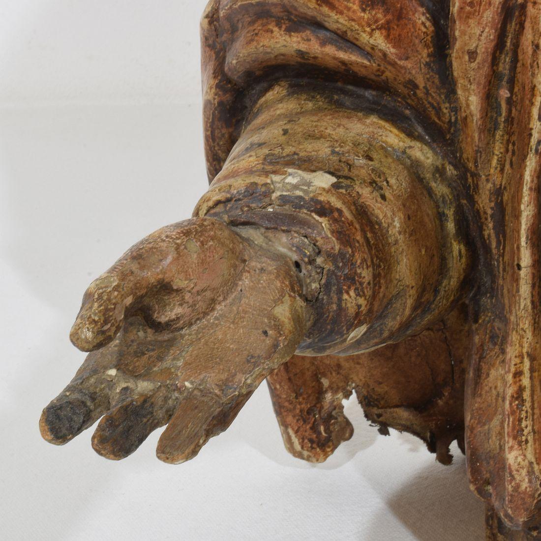 17th-18th Century Italian Wooden Reliquary Bust of a Madonna For Sale 8