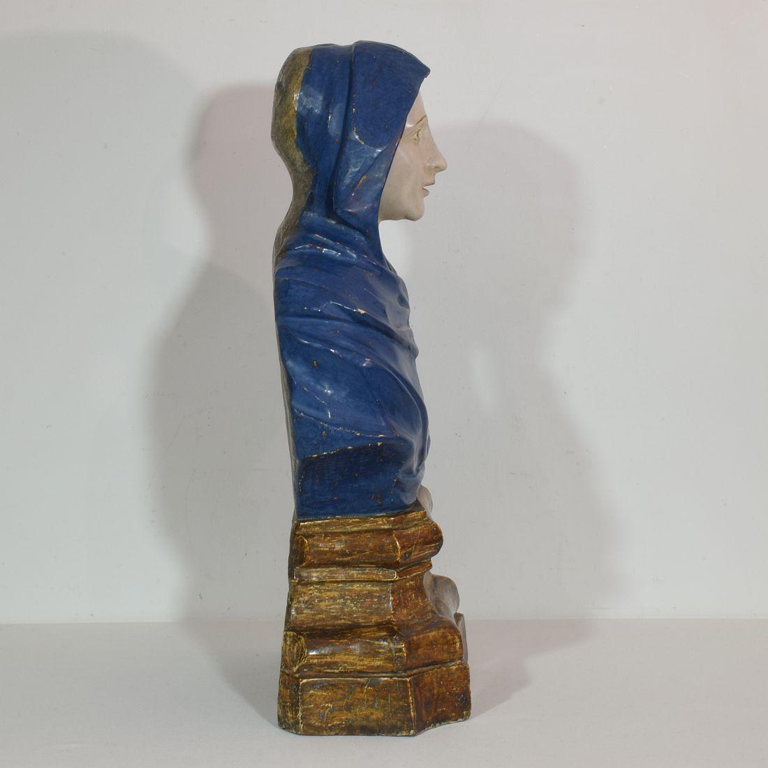 18th Century and Earlier 17th-18th Century Italian Wooden Reliquary Bust of a Madonna