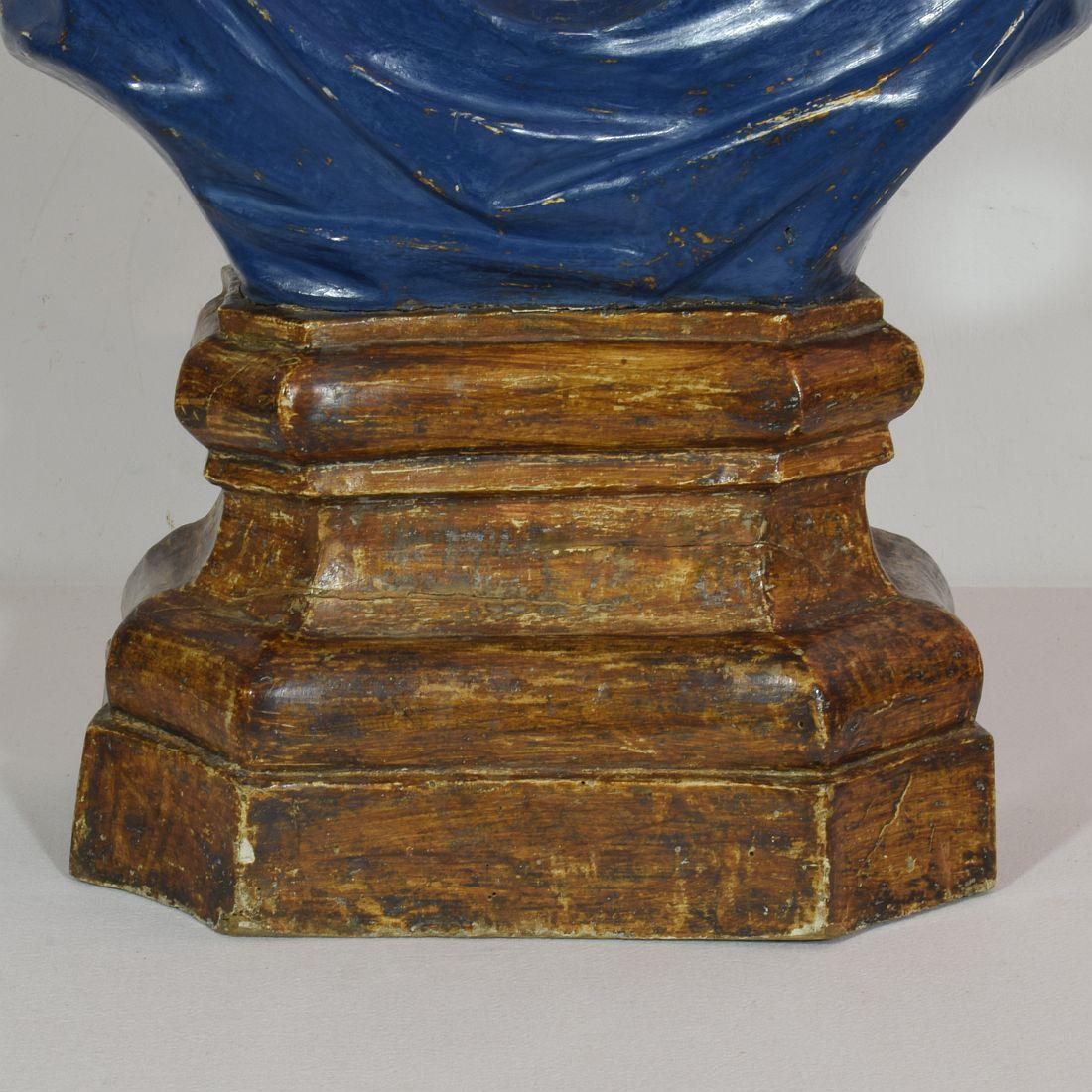 17th-18th Century Italian Wooden Reliquary Bust of a Madonna 2