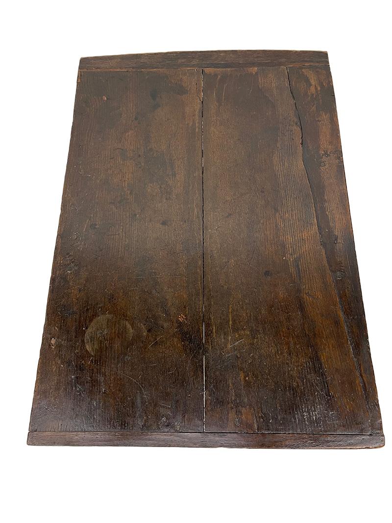 17th/ 18th Century Oak Pay Table For Sale 6