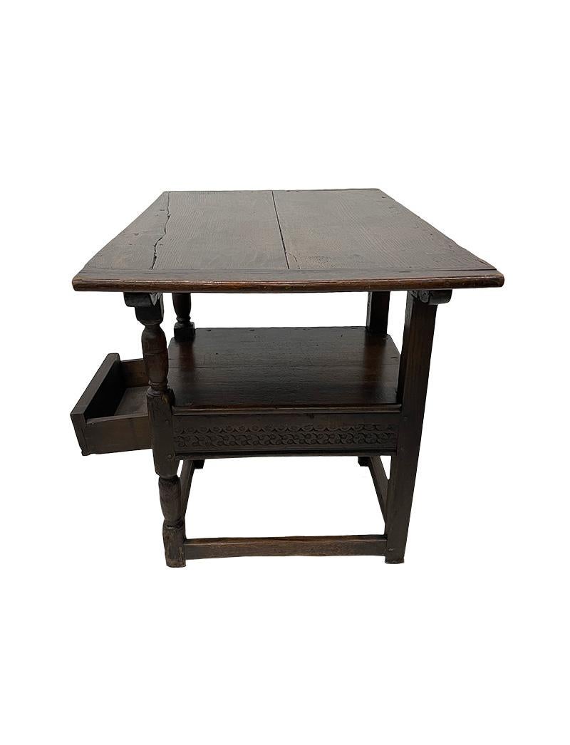 Table payante en chêne du 17ème/ 18ème siècle en vente 3