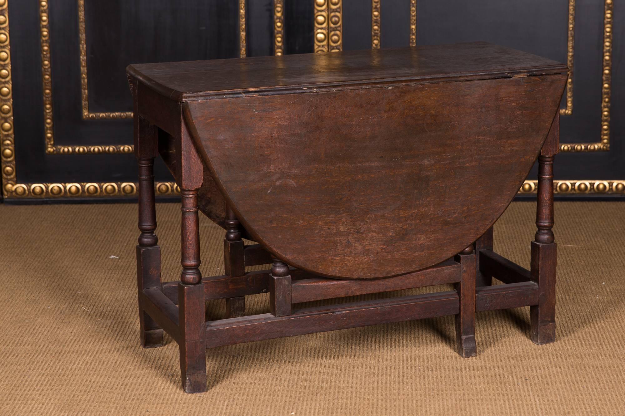 antique foldable table