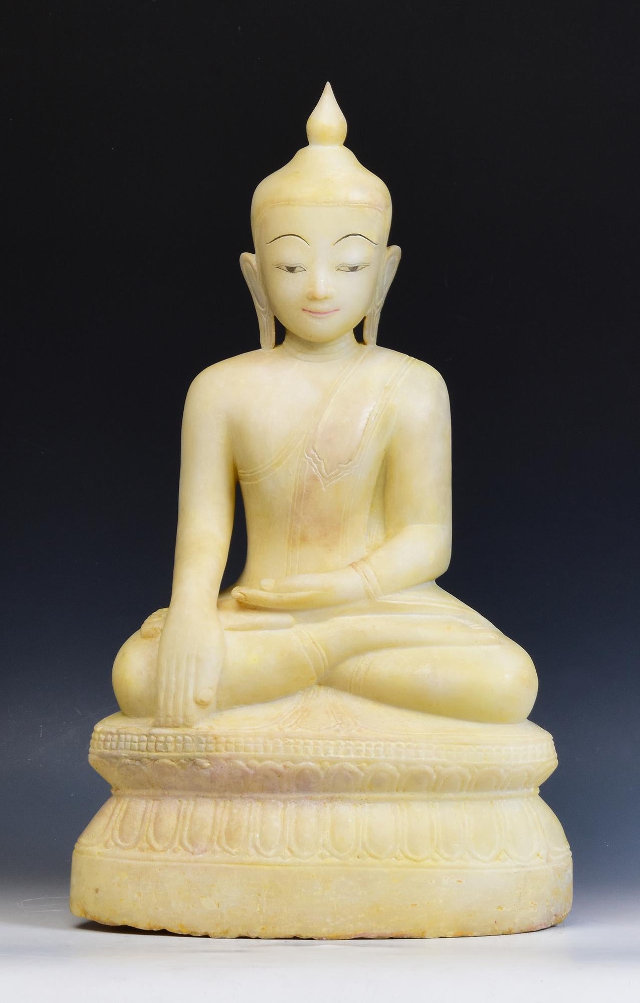 Statue de Bouddha assis en marbre d'albâtre birman ancien Shan du 17e au 18e siècle 7
