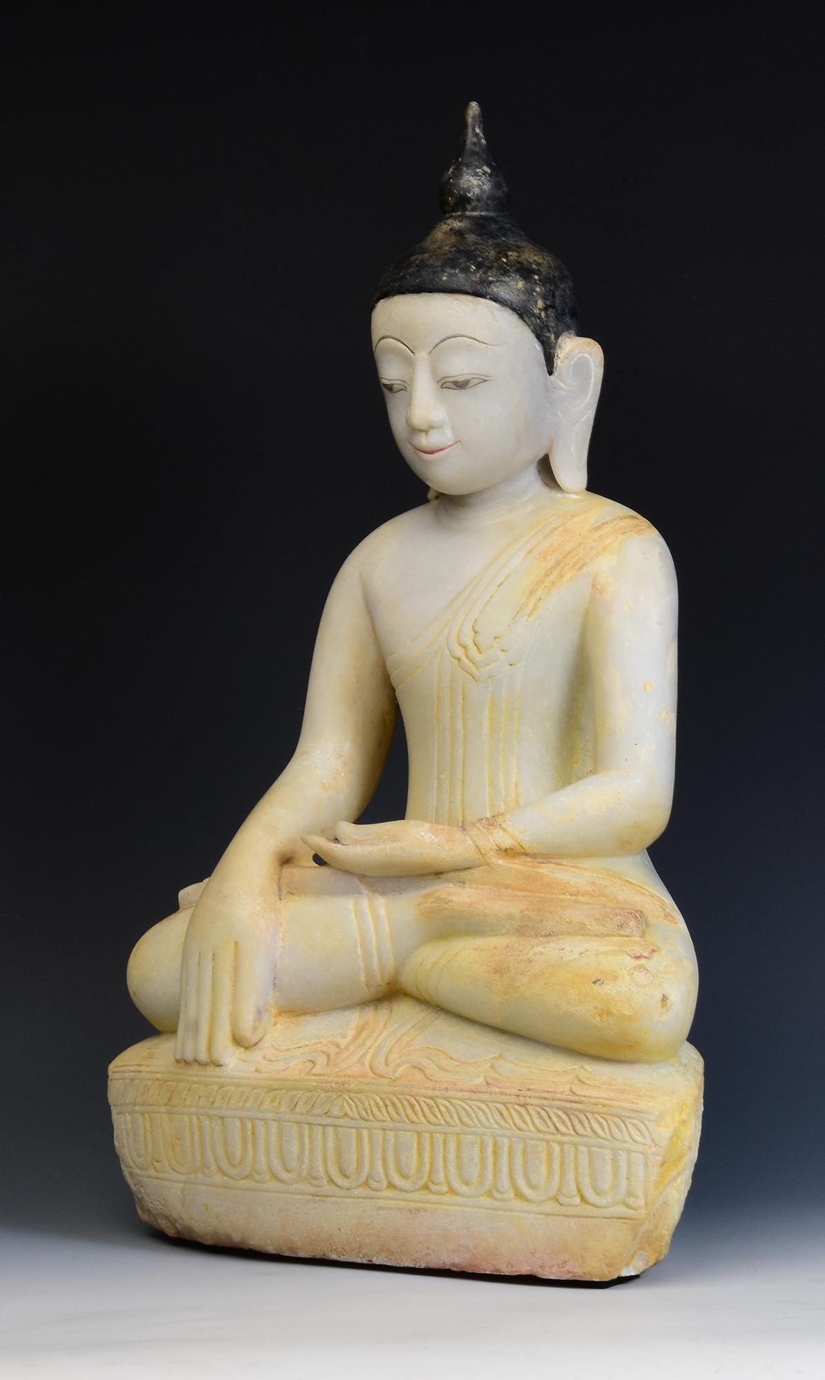 17th - 18th Century, Shan, Antique Burmese Alabaster Marble Seated Buddha Statue 2
