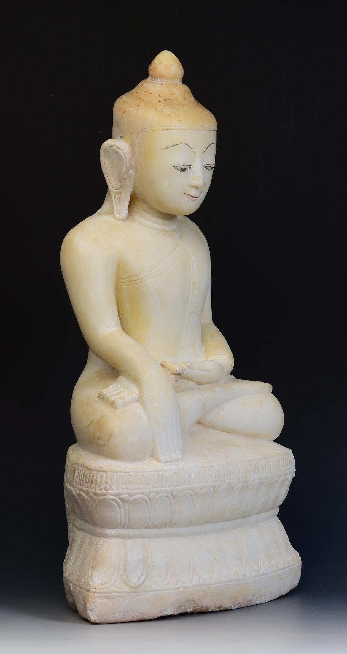 17th - 18th Century, Shan, Antique Burmese Alabaster Marble Seated Buddha Statue 11