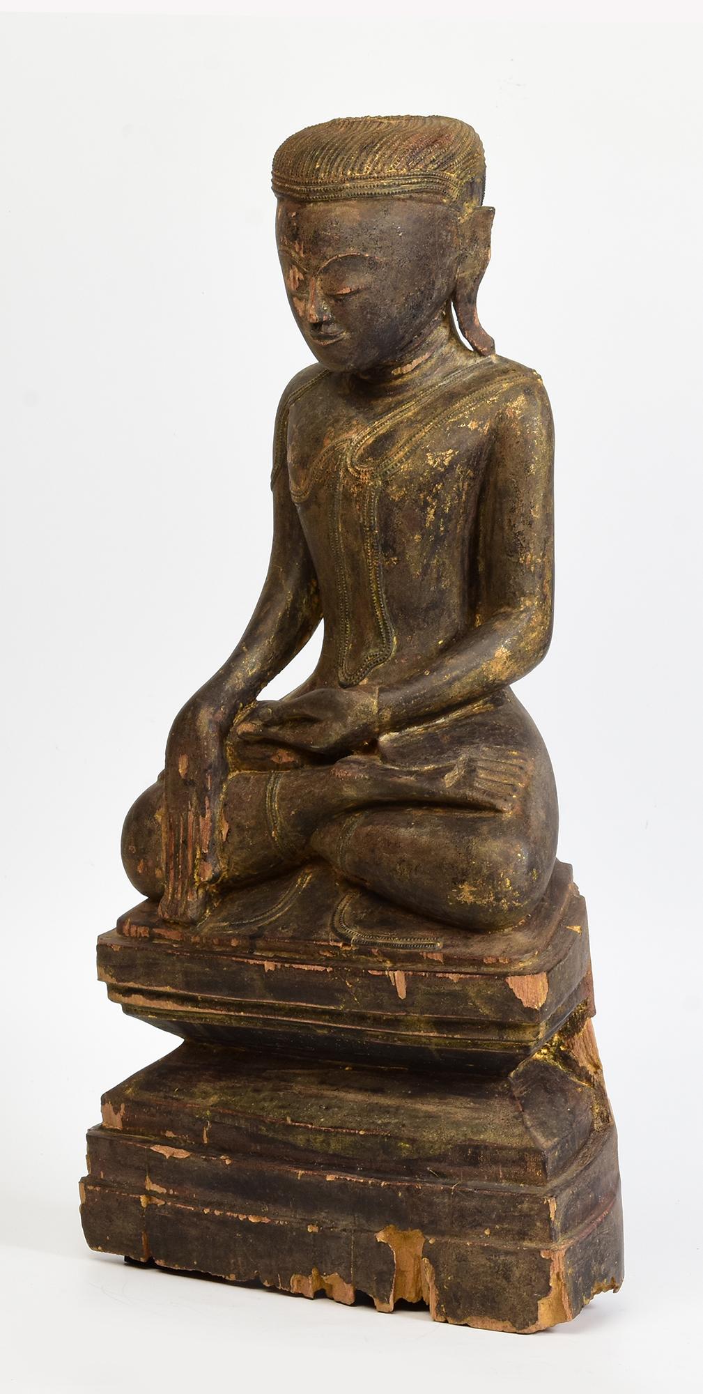 17th - 18th Century, Shan, Antique Burmese Wooden Seated Buddha For Sale 1