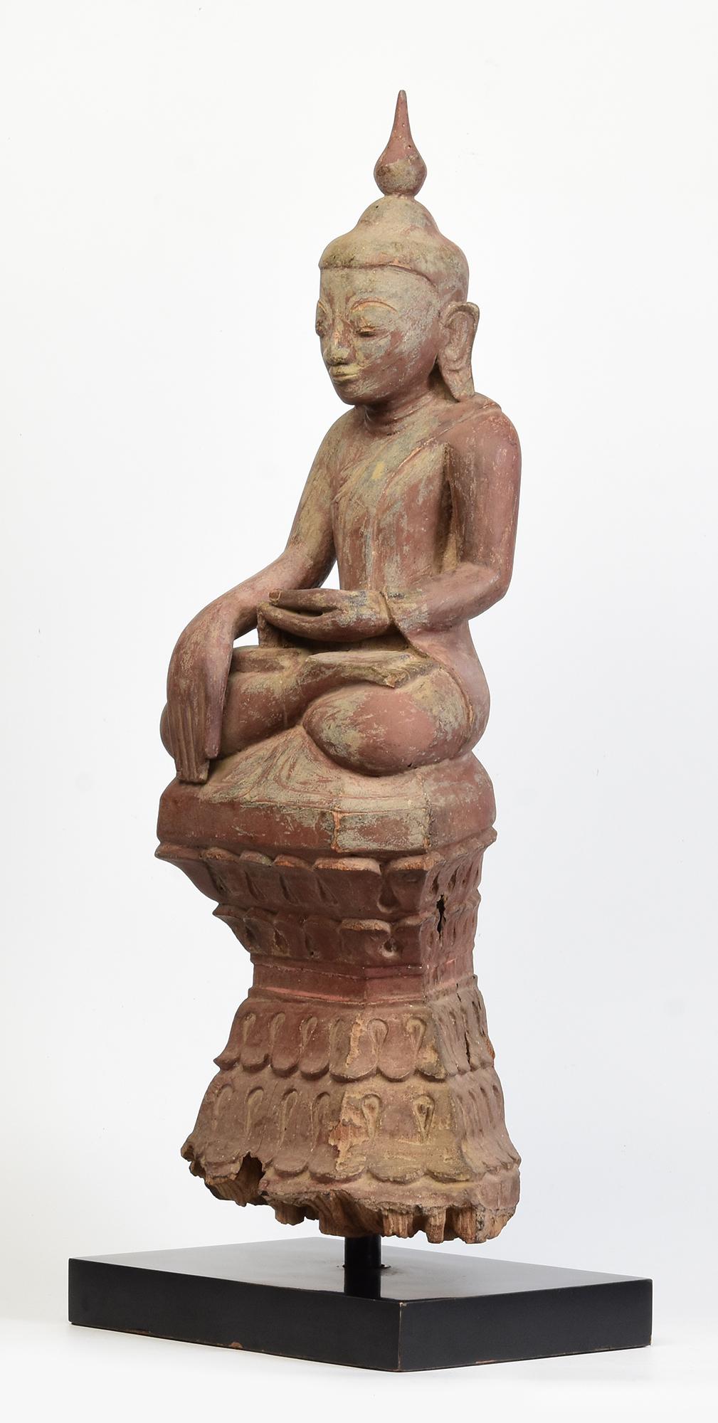 17th - 18th Century, Shan, Antique Burmese Wooden Seated Buddha For Sale 2