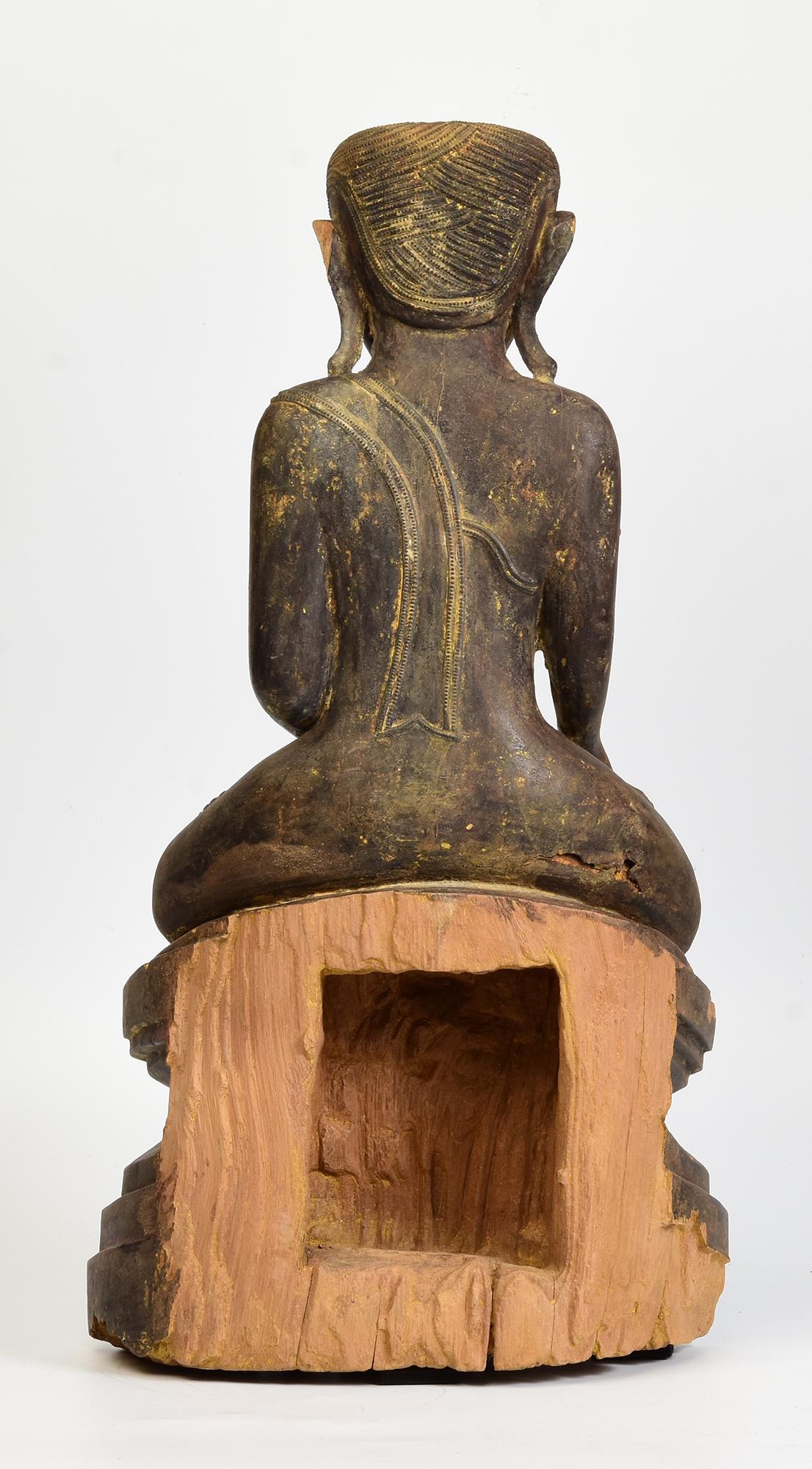 17th - 18th Century, Shan, Antique Burmese Wooden Seated Buddha For Sale 3