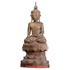 17. bis 18. Jahrhundert, Shan, antiker burmesischer sitzender Buddha aus Holz