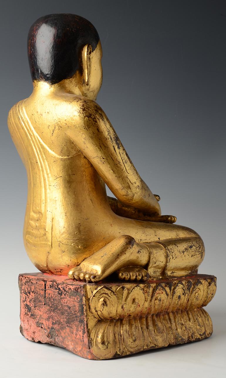 17th-18th Century, Shan, Antique Burmese Wooden Seated Monk / Disciple For Sale 6