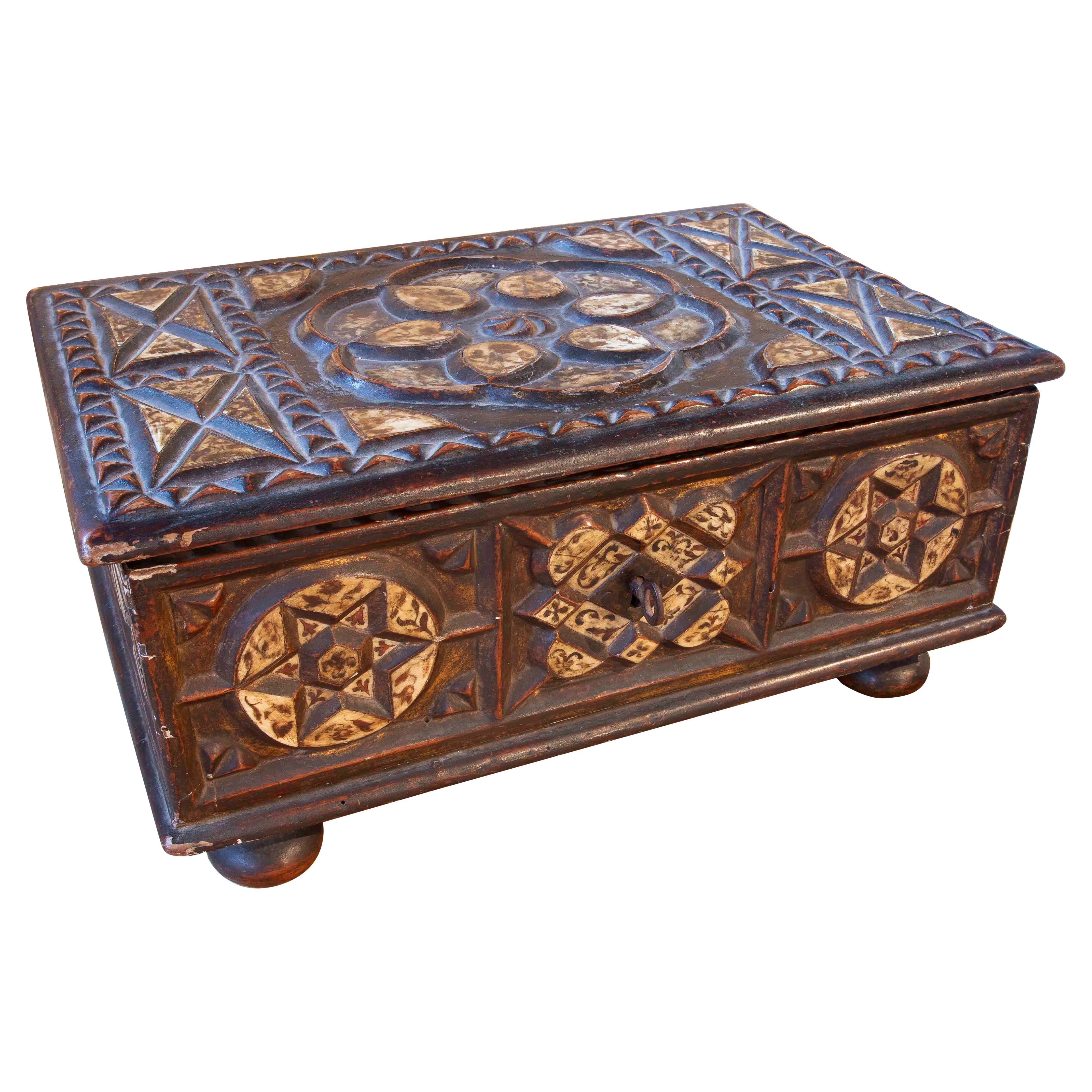17th Antique Aragonese Carved Wooden Box with Geometric Inlays For Sale