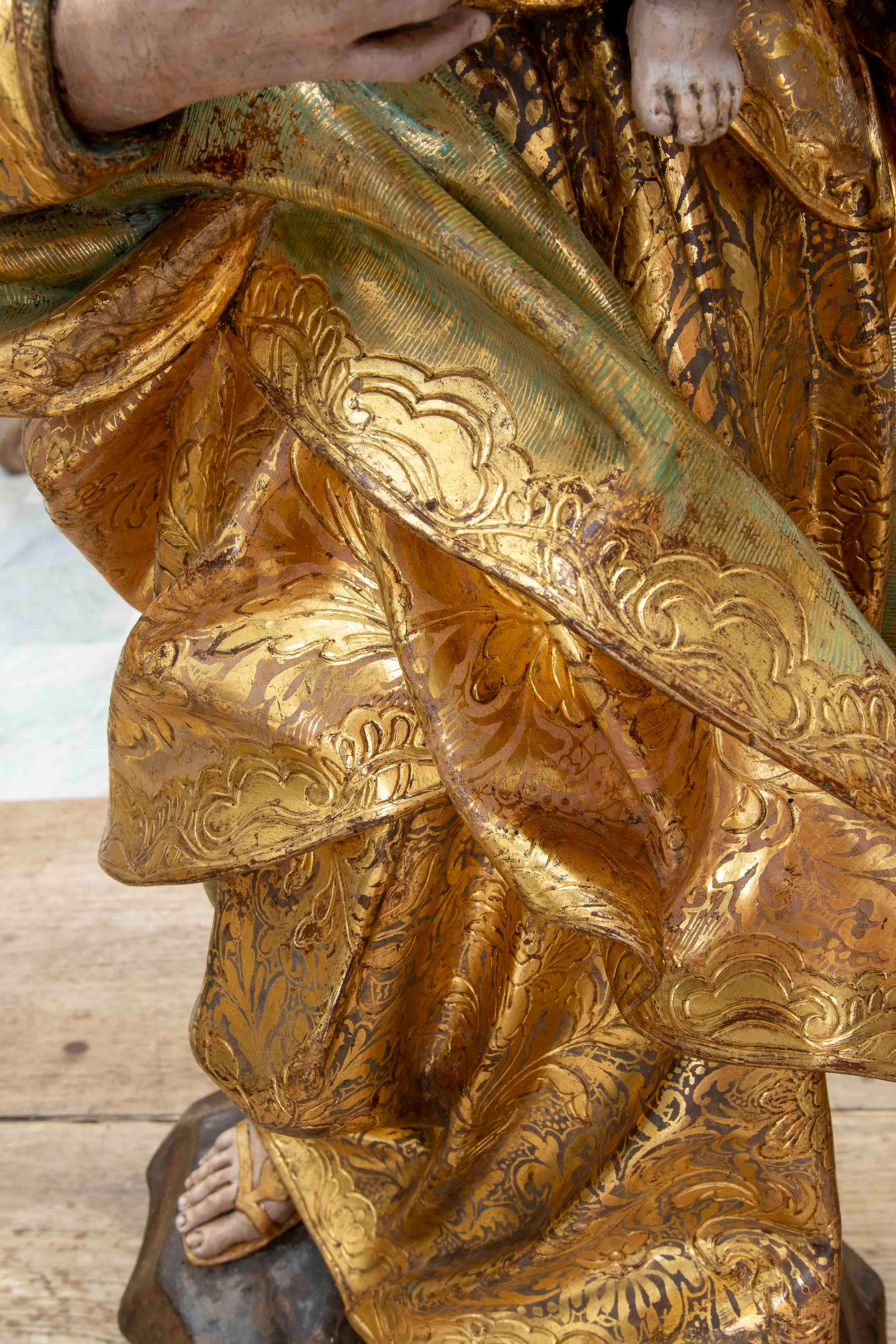 17th Baroque Sculpture of Saint Joseph & the Child, Polychrome & Gilded Carving For Sale 5