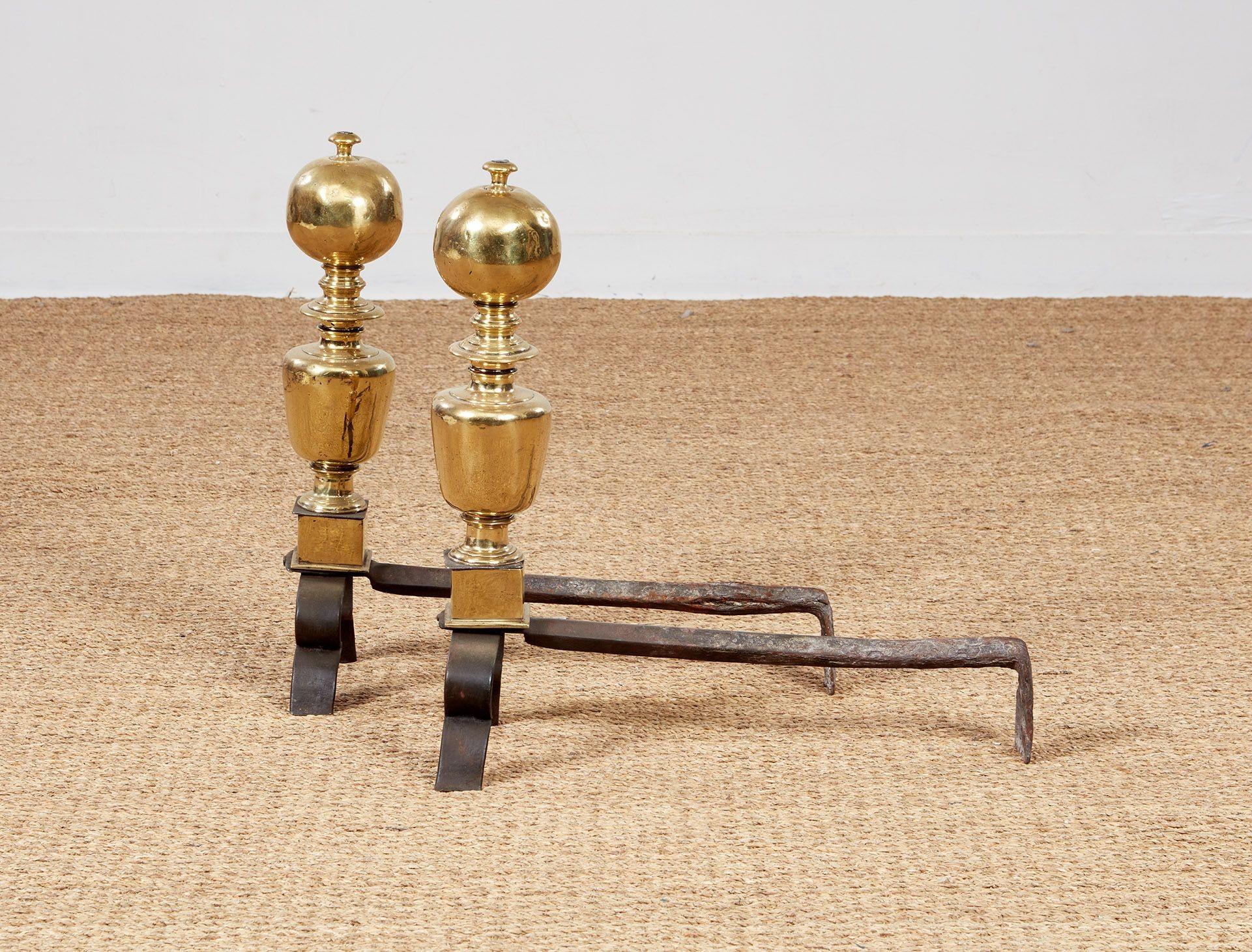 17th c. Brass Ball Top Andirons en vente 2